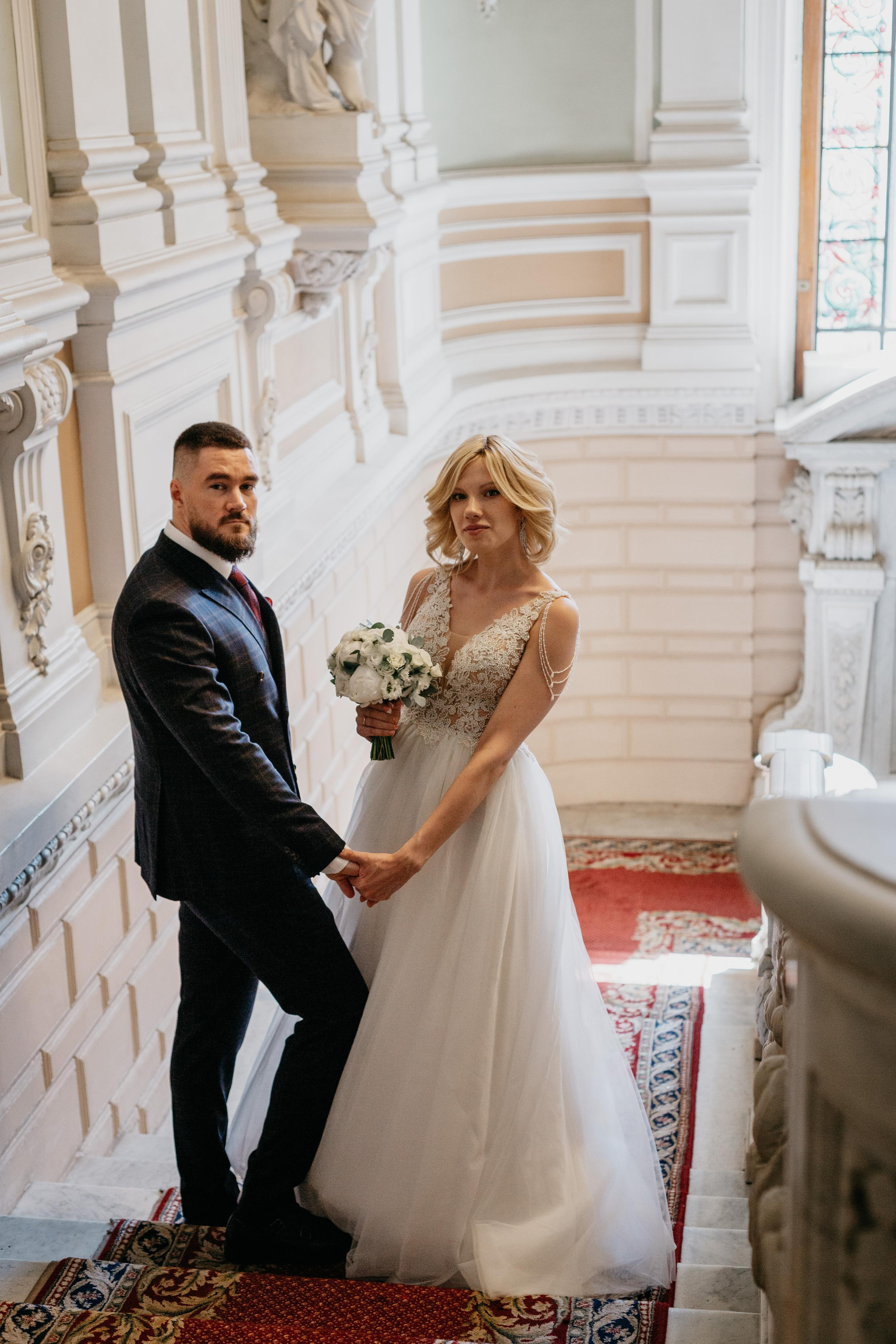 Юлия и Михаил: Первый дворец, дом Зингера, прогулка. Душевный фотограф в Санкт-Петербурге. Свадебные и семейные фотосессии