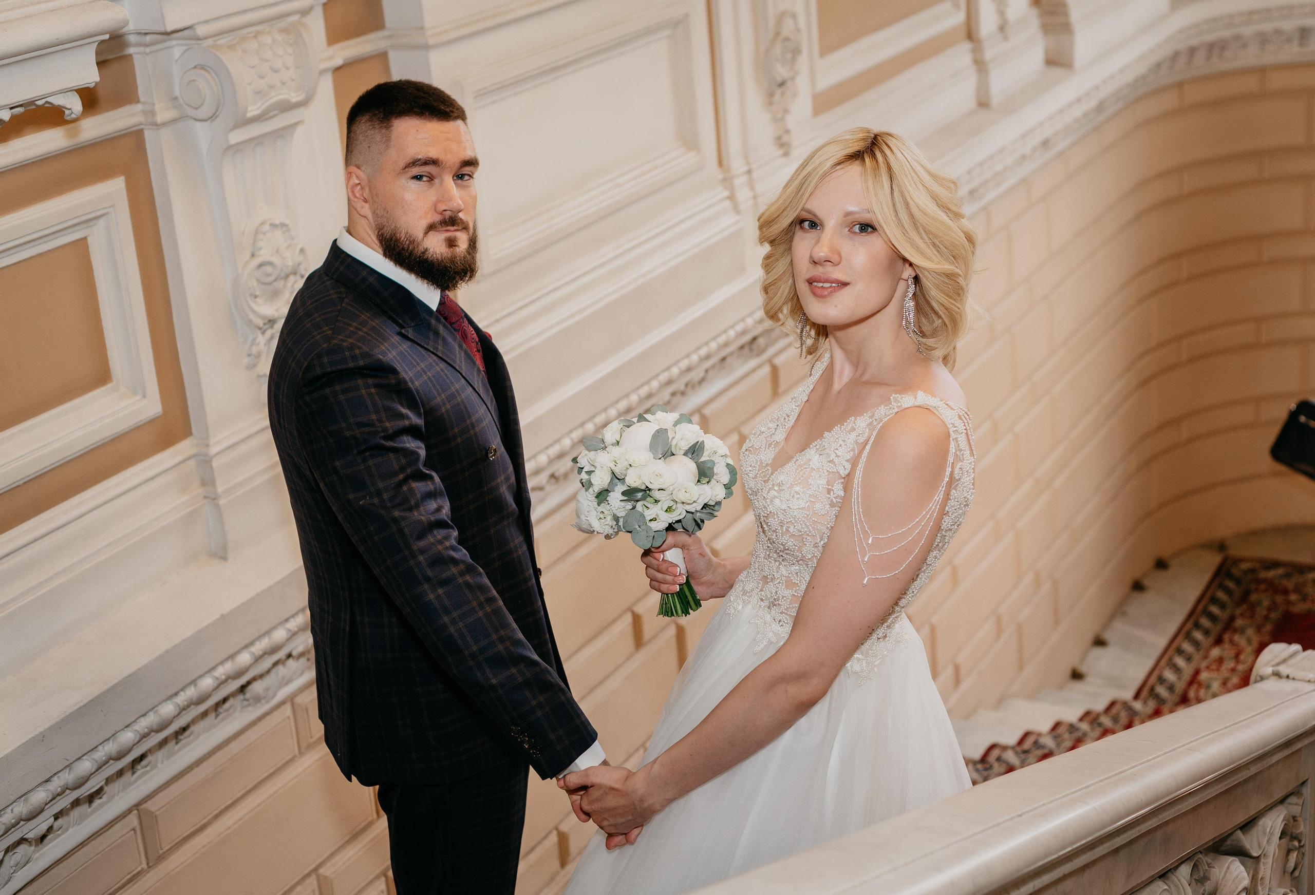 Юлия и Михаил: Первый дворец, дом Зингера, прогулка. Душевный фотограф в Санкт-Петербурге. Свадебные и семейные фотосессии