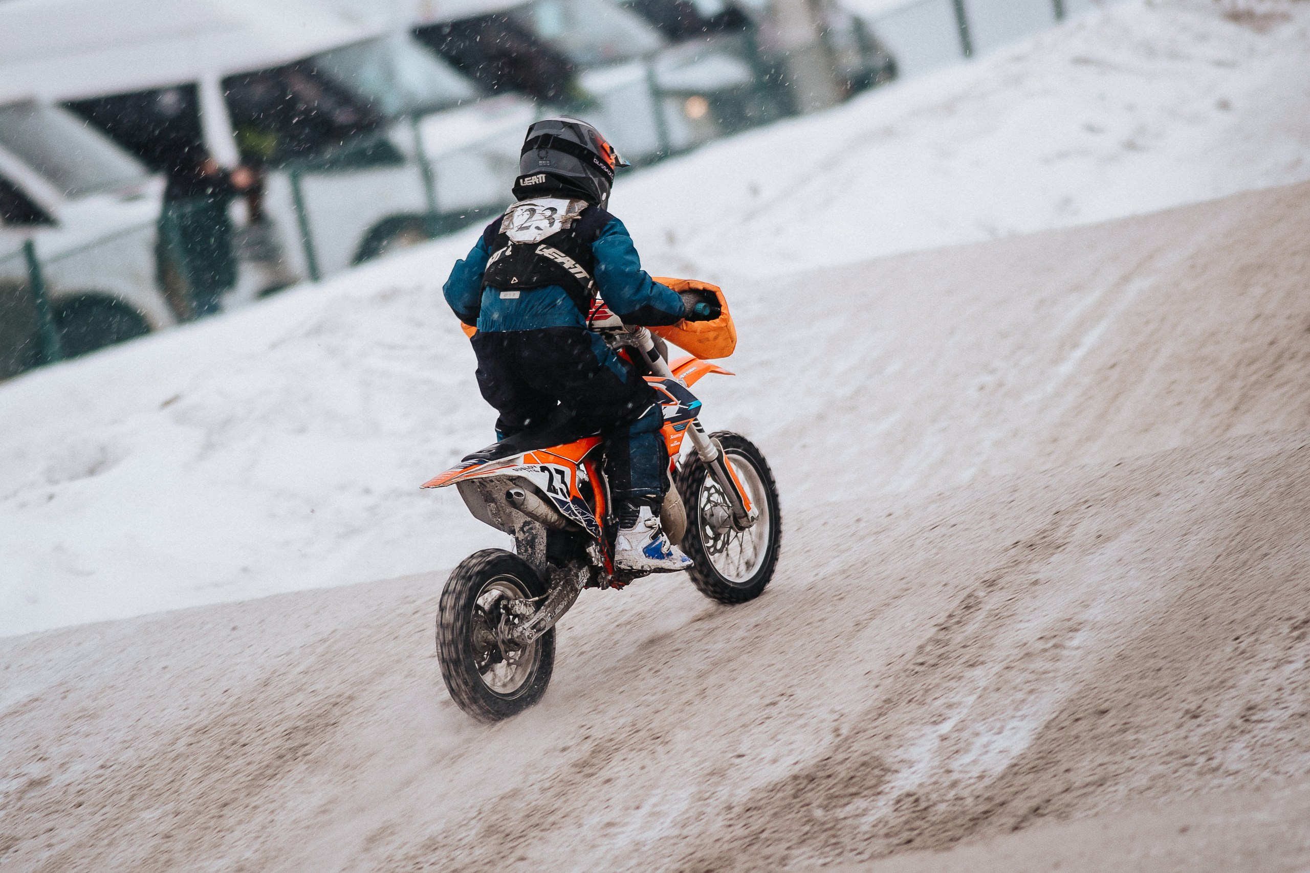 29.12.2024 — Праздничная тренировка на мотоциклетной трассе Люскус. Репортажный фотограф в Кемерово