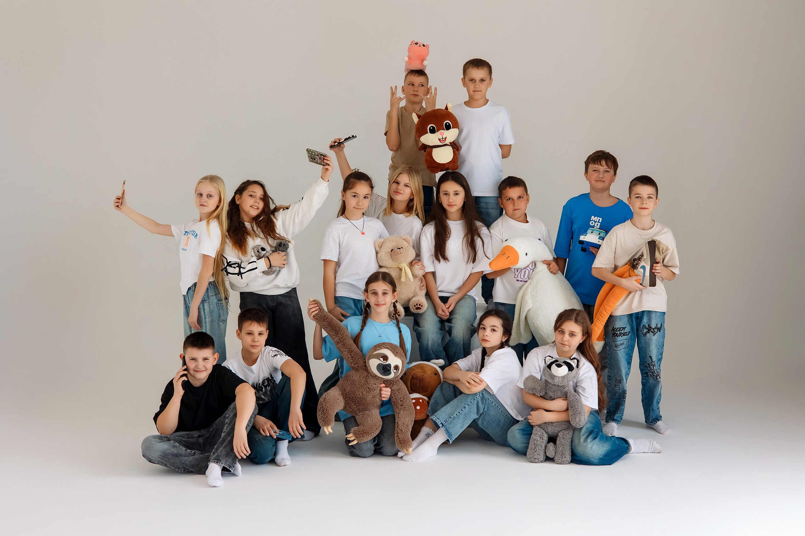 4 класс съемка в фотостудии. Фотограф Любовь Корниенко, Примоский край