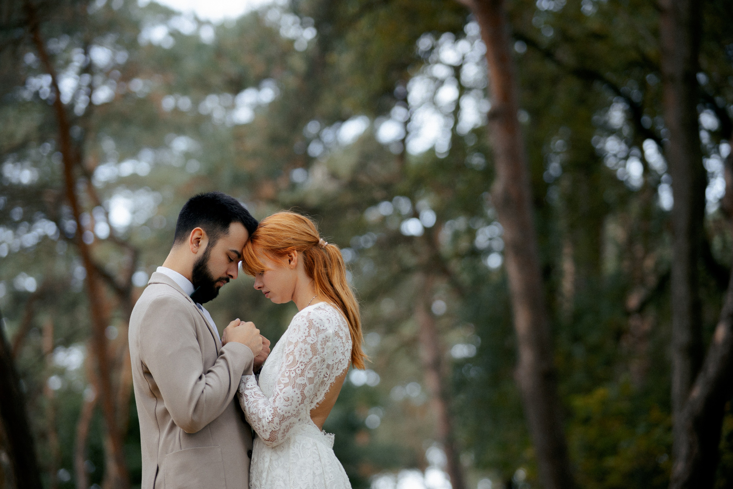 Ślubna sesja zdjęciowa w plenerze. Свадебный фотограф Варшава Лодзь Польша Елена Юцова
