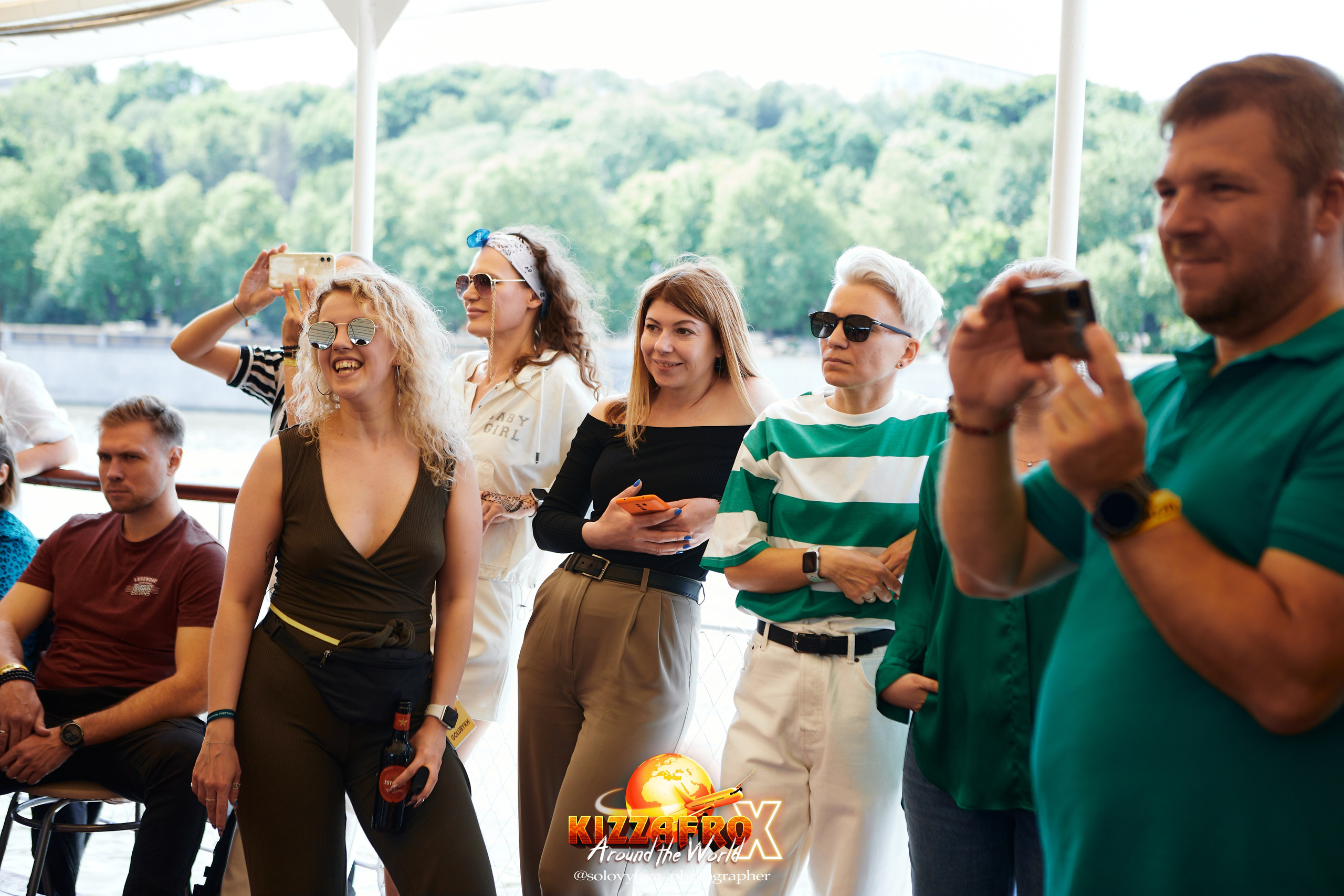 Boat party. Свадебный фотограф