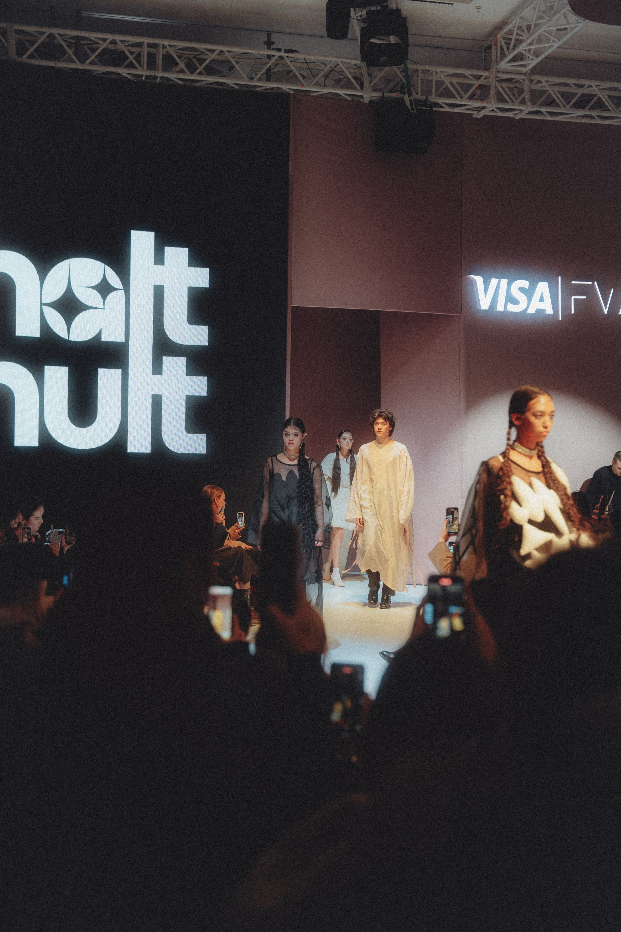 VISA FASHION WEEK ALMATY SS26 / THE PODIUM