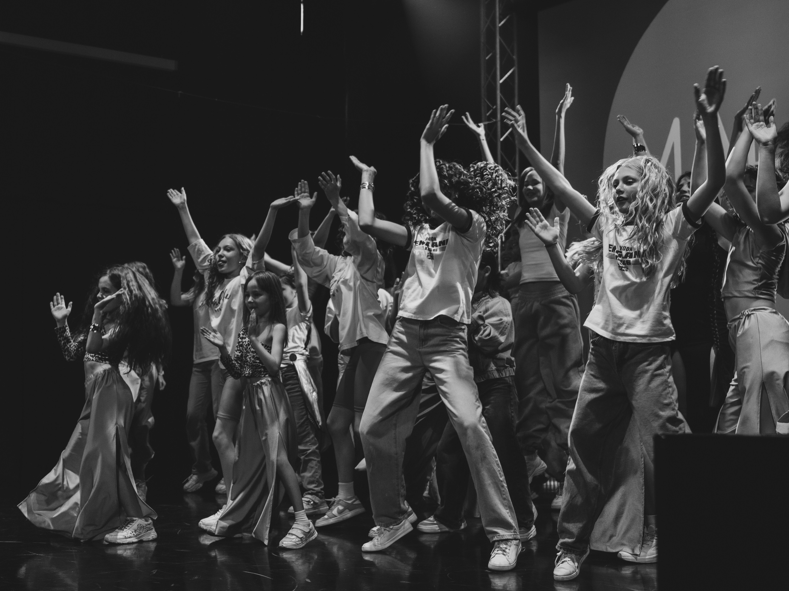 Dance studio Malibu. Фотограф в Иркутске на все важные случаи жизни