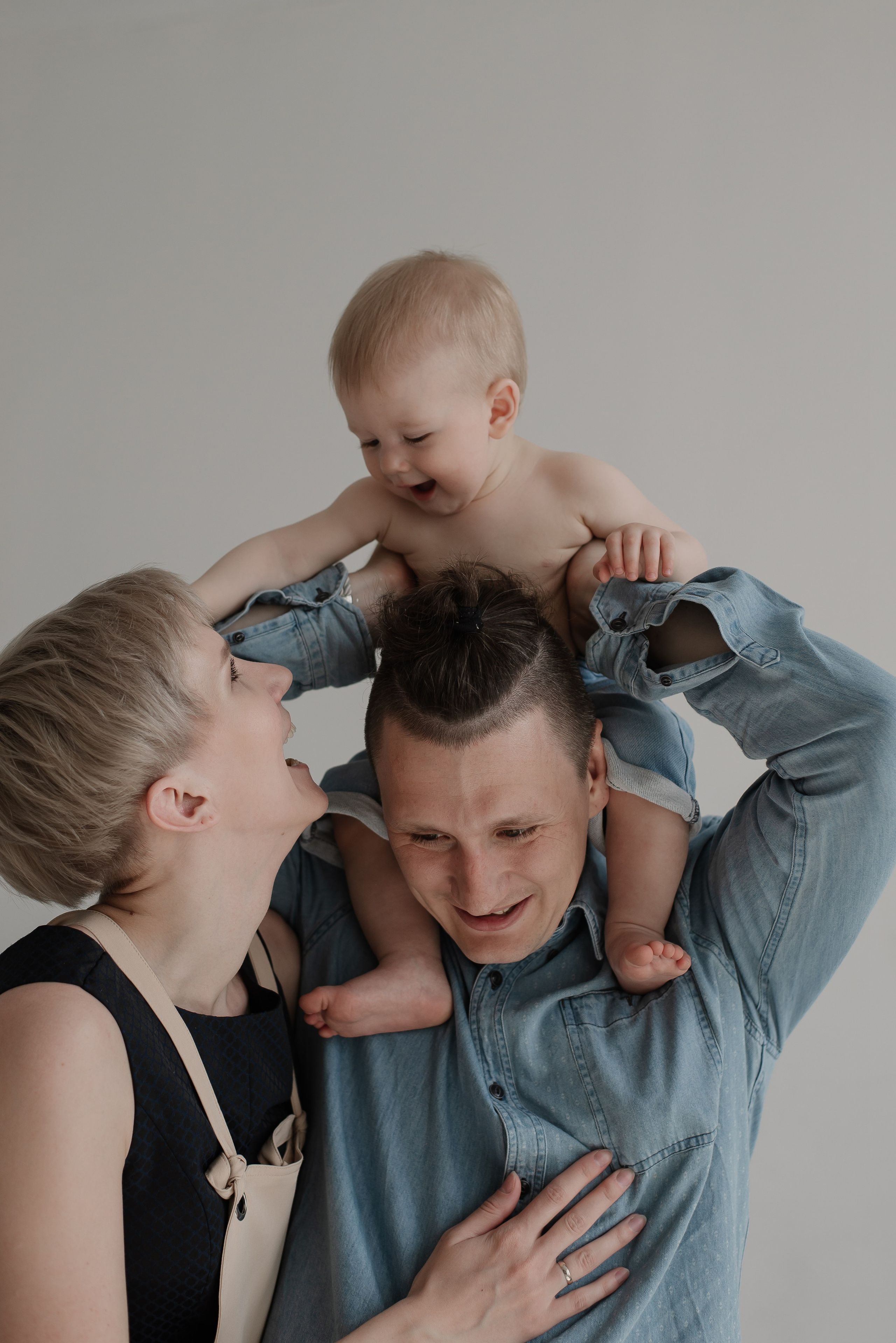 Родион, Ольга и Елисей. Портретный фотограф Ксения Люндовская