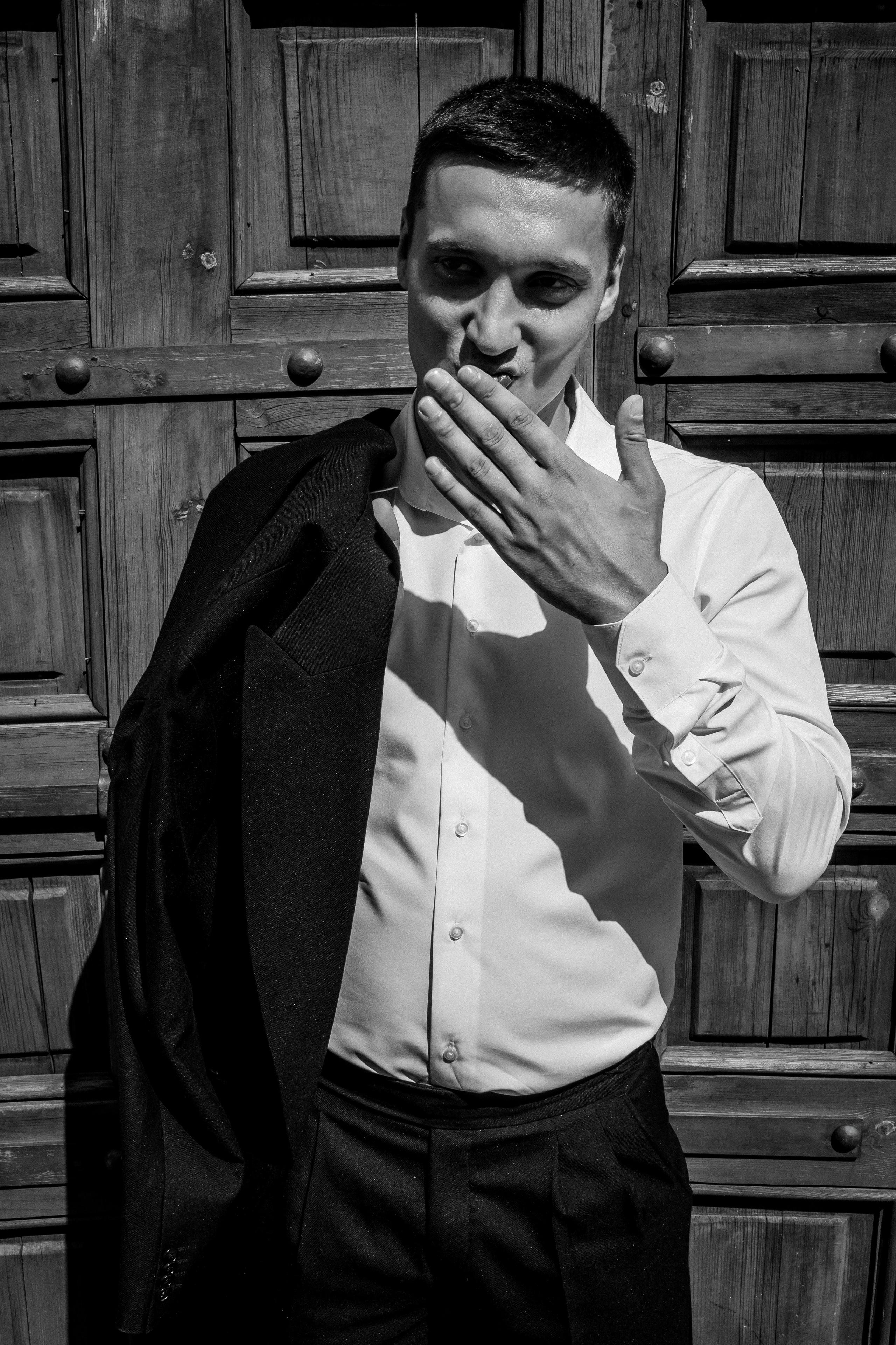 Vlad & Nadya (Saint-Petersburg, Russia). Destination wedding photographer Peter Letu