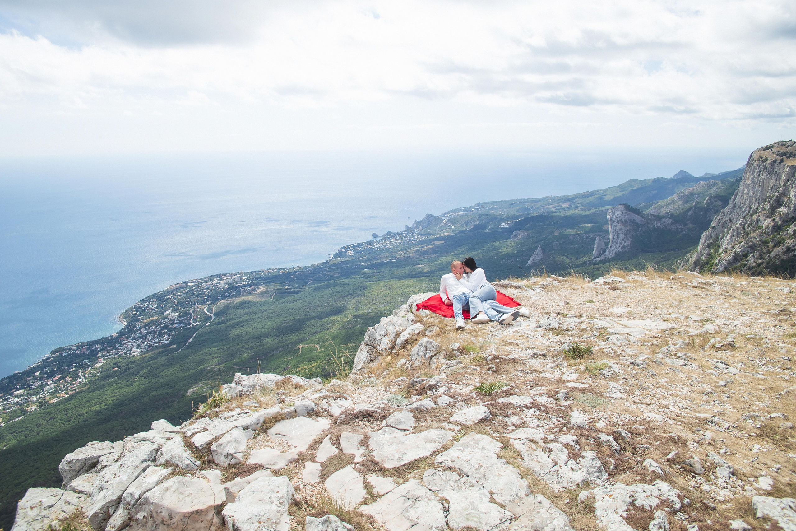 Очень много локаций. Семен Соколов