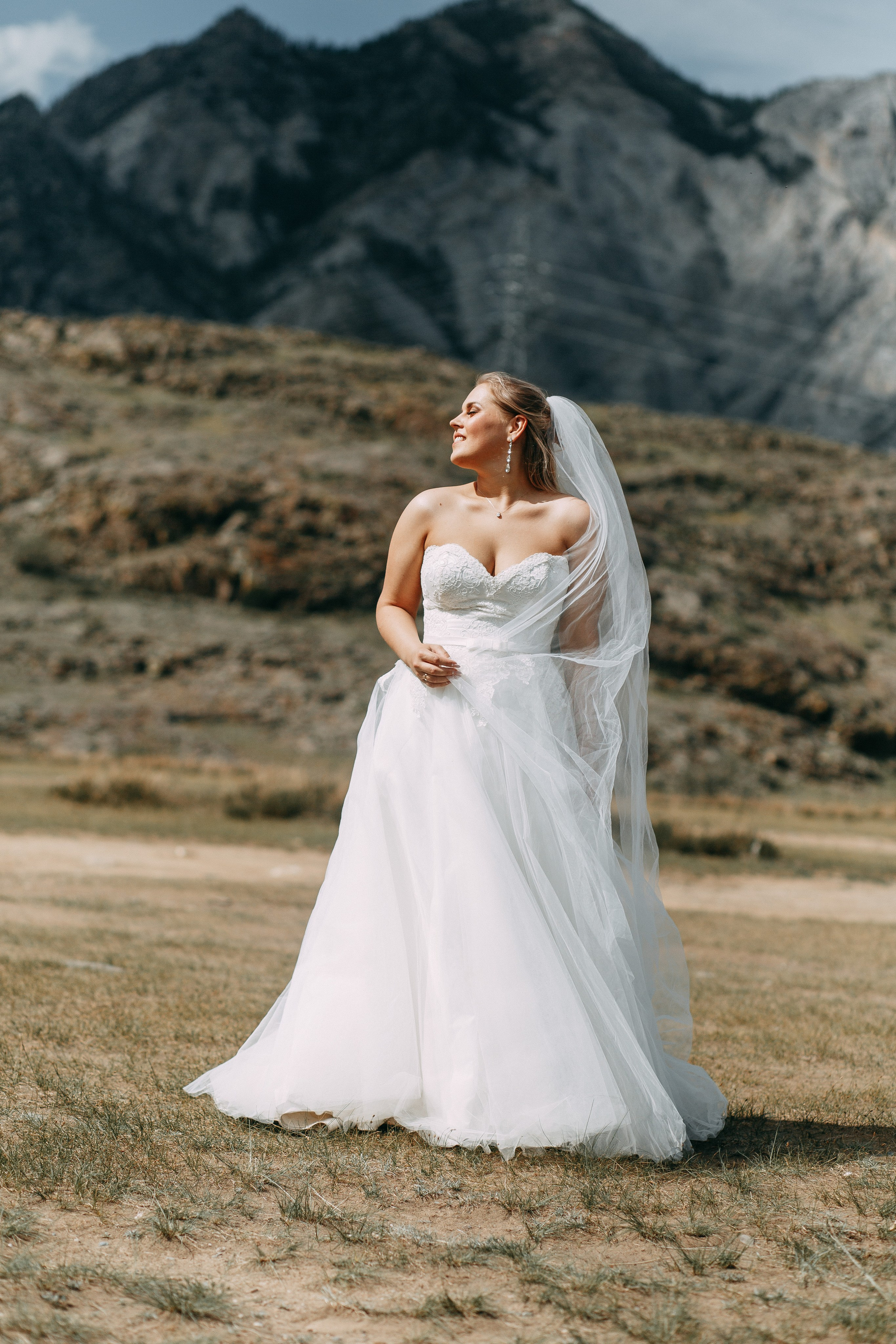 «Мы только что расписались и едем в свадебное путешествие. Будем в Ине». Фотограф Любовь Щербинина