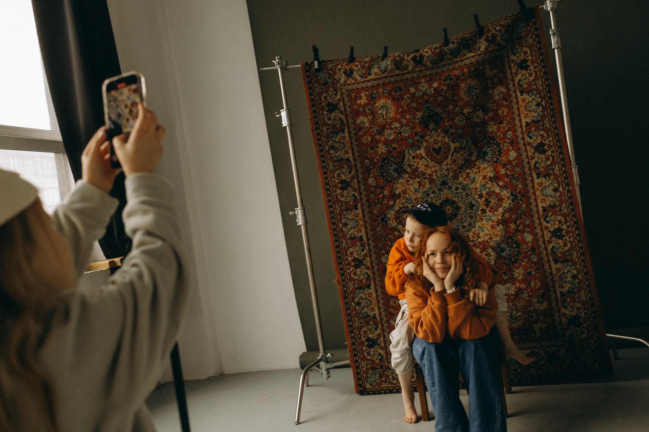 Алина, Юля, Леша. Главная