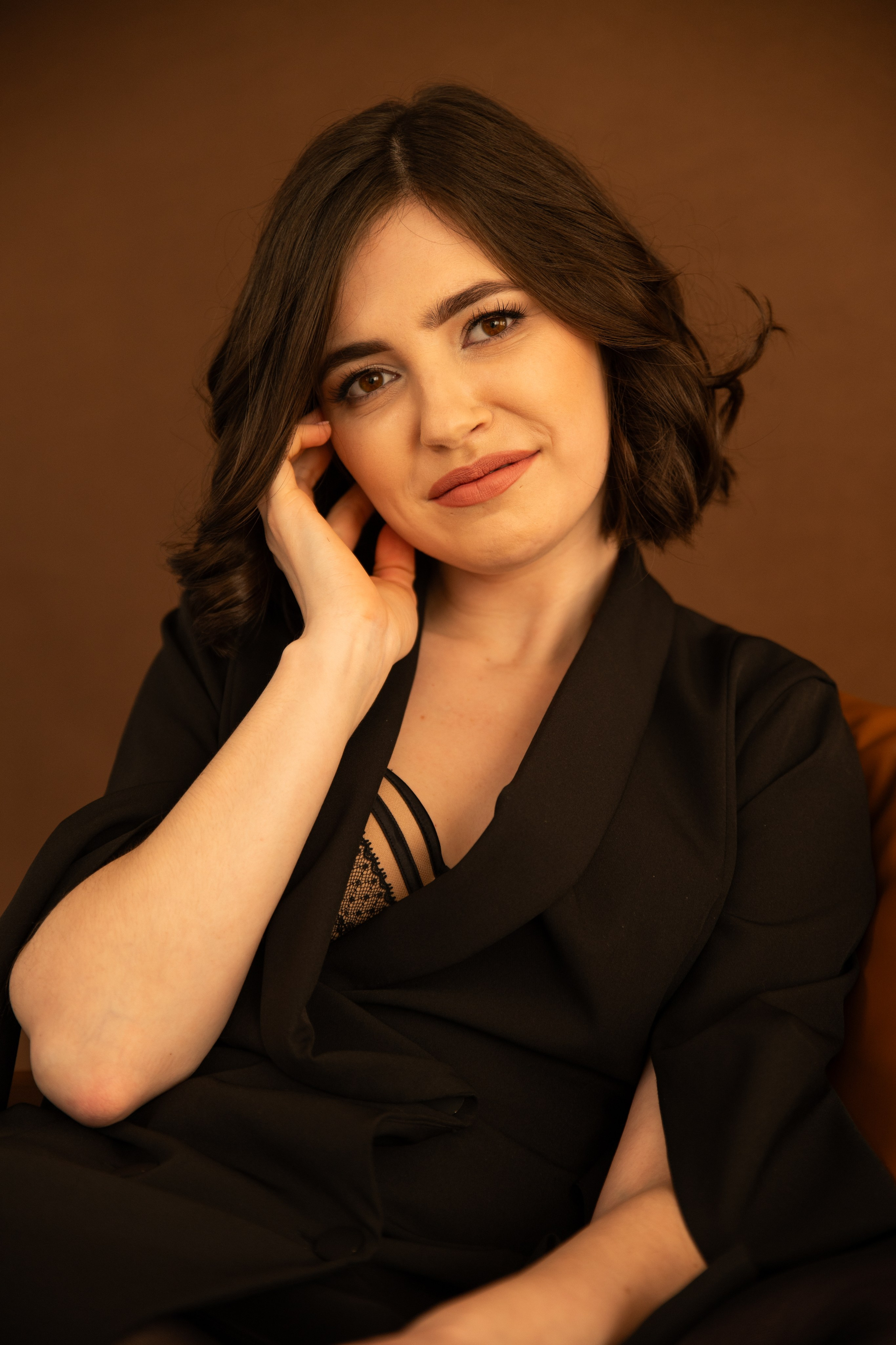 Евгений И Екатерина. Я Ольга Казанцева, фотографирую снимаю ваши киноистории и печатаю фото и цифровые портреты на холсте