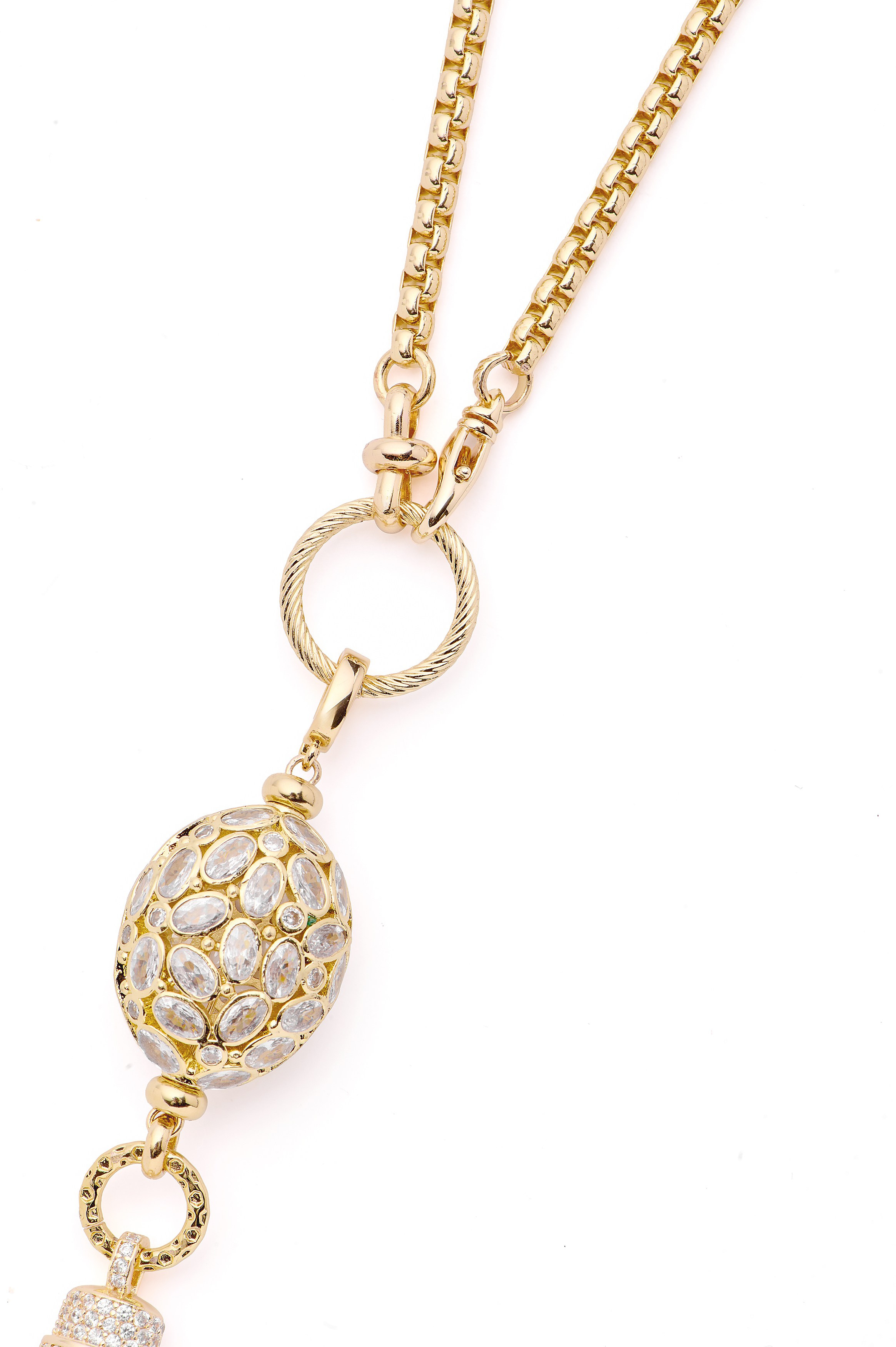 Съемка каталога для бижутерии. Контент фотограф для бизнеса и маркет-плейсов