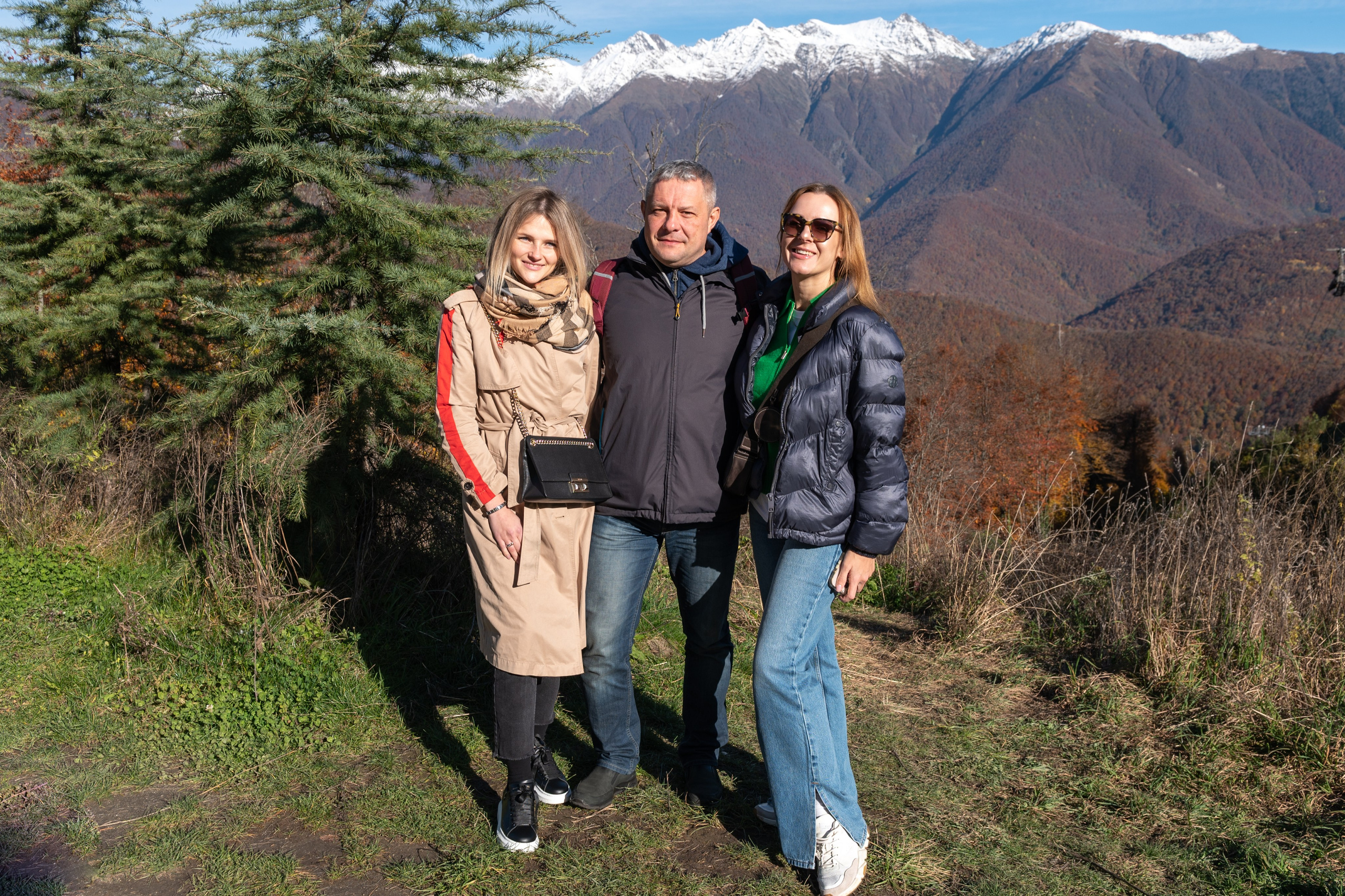 Mice мероприятие — прогулка на водопад Поликаря на курорте Красная Поляна. Репортажный фотограф в Красной Поляне и Сочи Павлюченко Екатерина