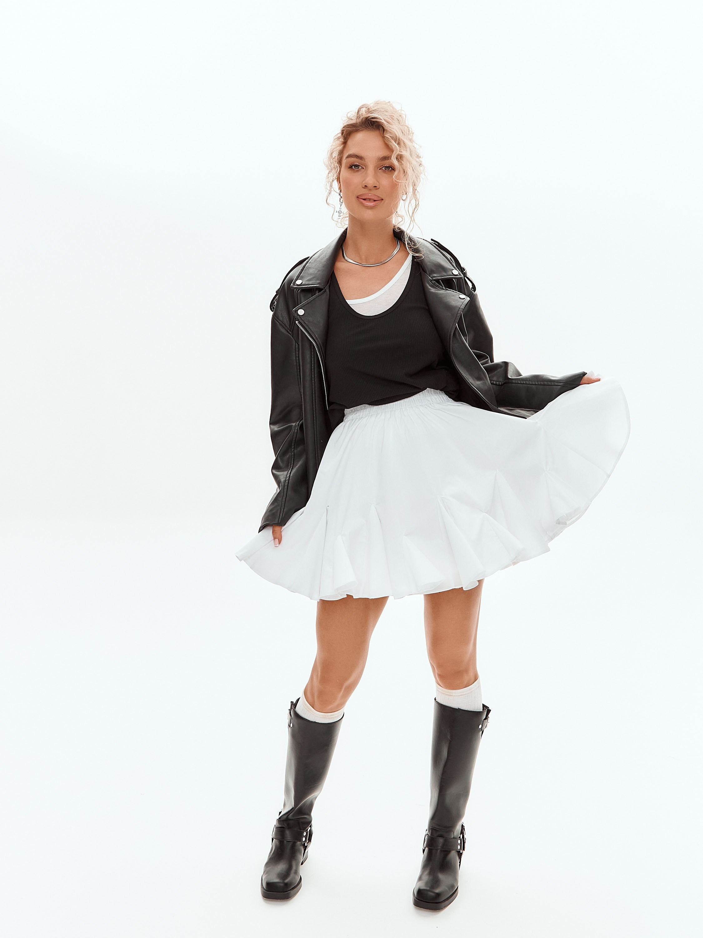 АДЕЛИЯ. Продающий контент для маркетплейсов и e-commerce «под ключ»