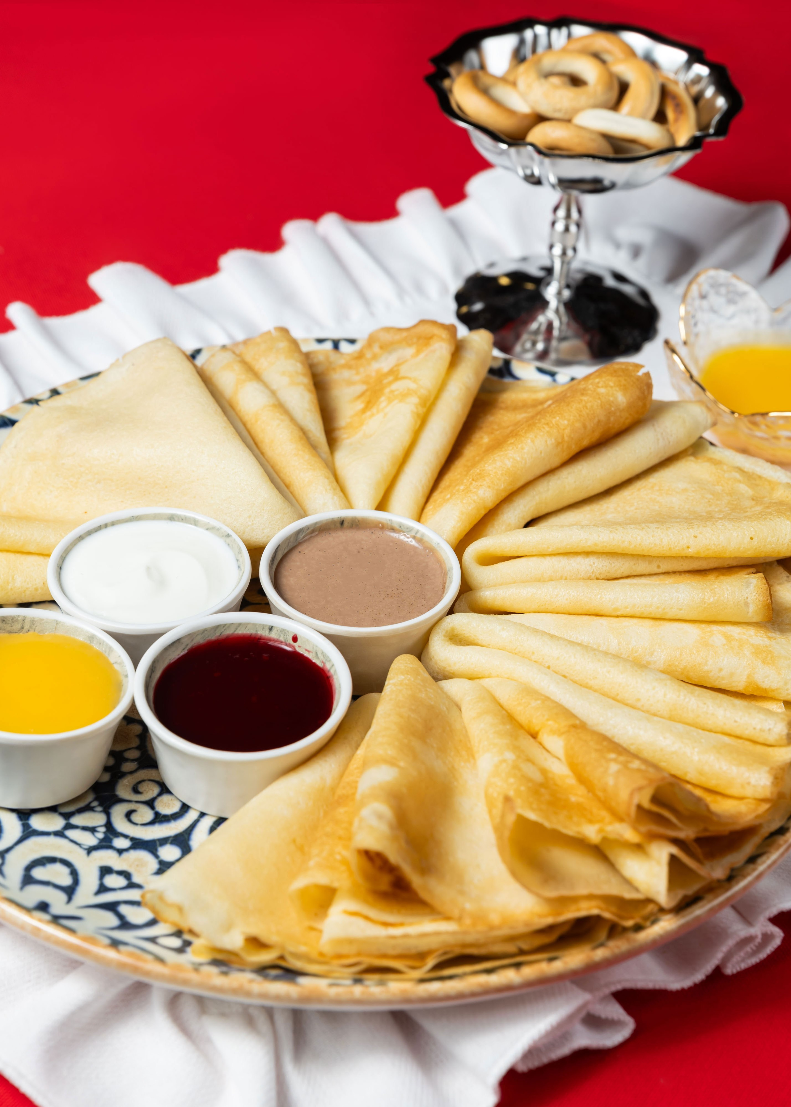 04.02.2026 Нино играет в домино, Масленица. ФОТОГРАФ ВИНОГРАДОВА ДАРЬЯ