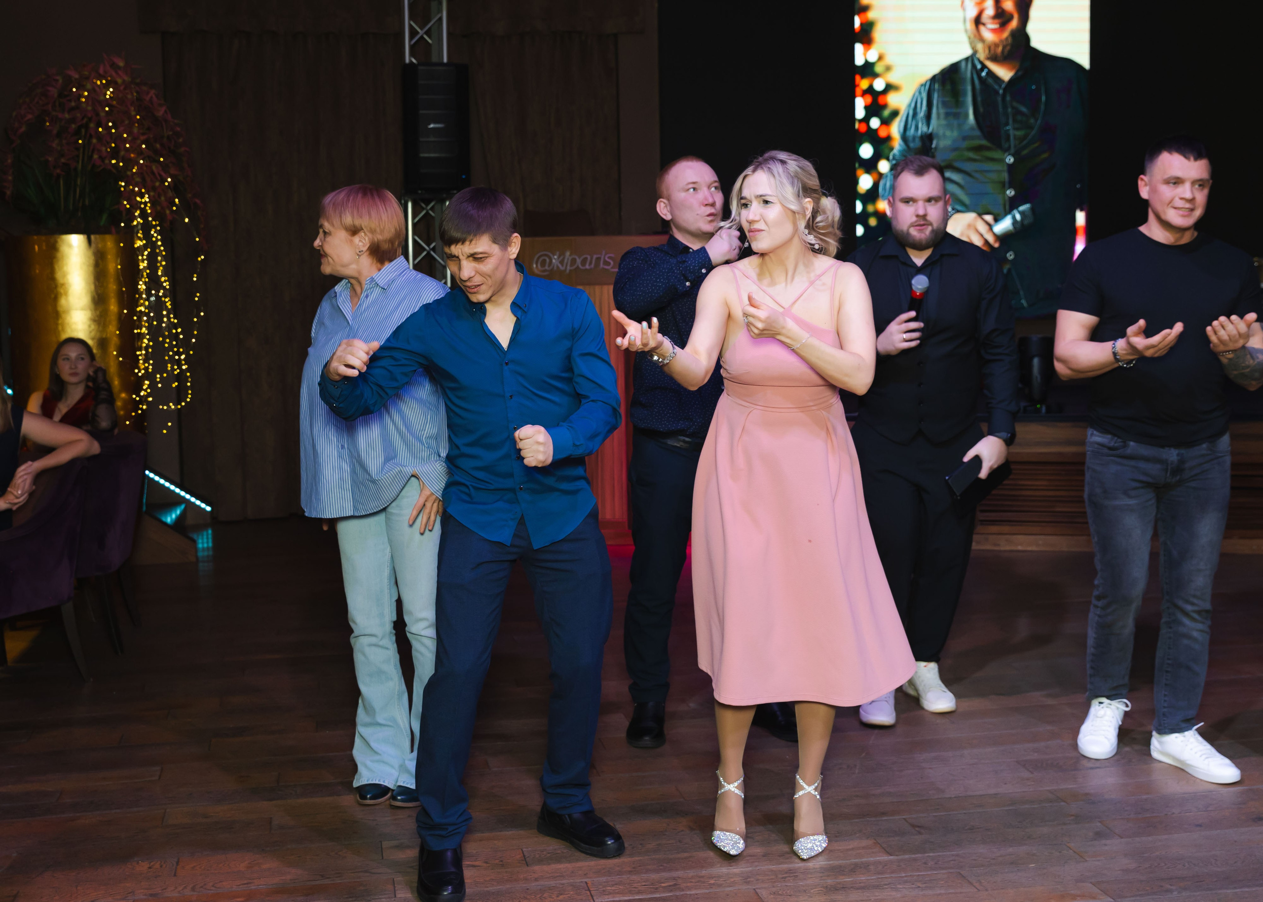 Предновогодка кипарис 2025. ФОТОГРАФ ВИНОГРАДОВА ДАРЬЯ