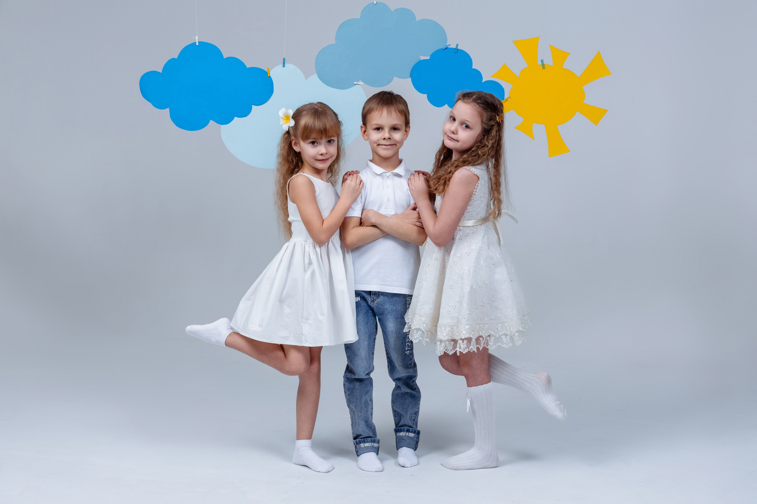 Детские сады. Выпускные школьные фото­альбомы для школ и детских садов в Волгограде и Волжском