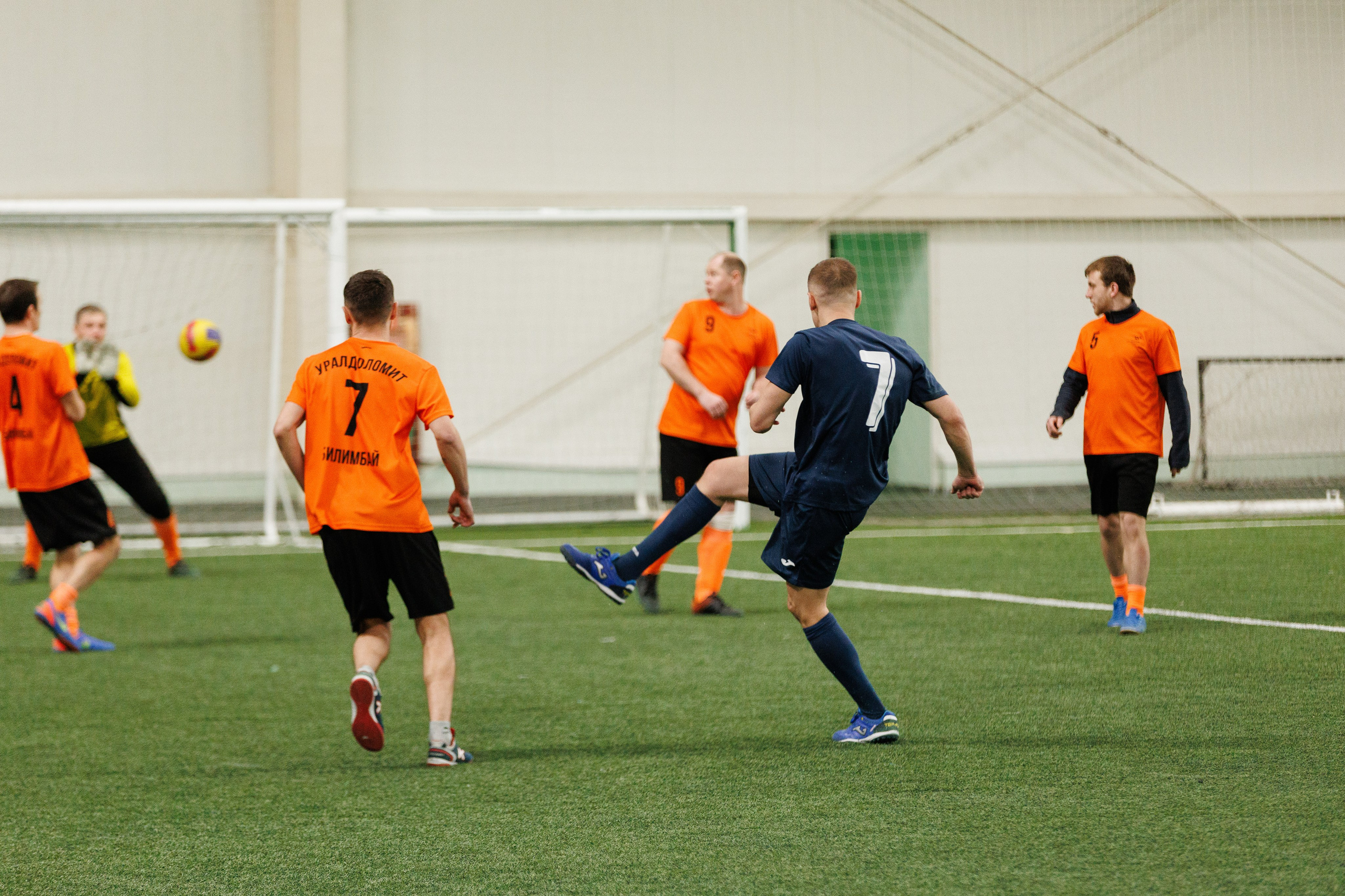 Фотограф на корпоративный футбольный турнир. Контент для бизнеса в Екатеринбурге Полдень Медиа