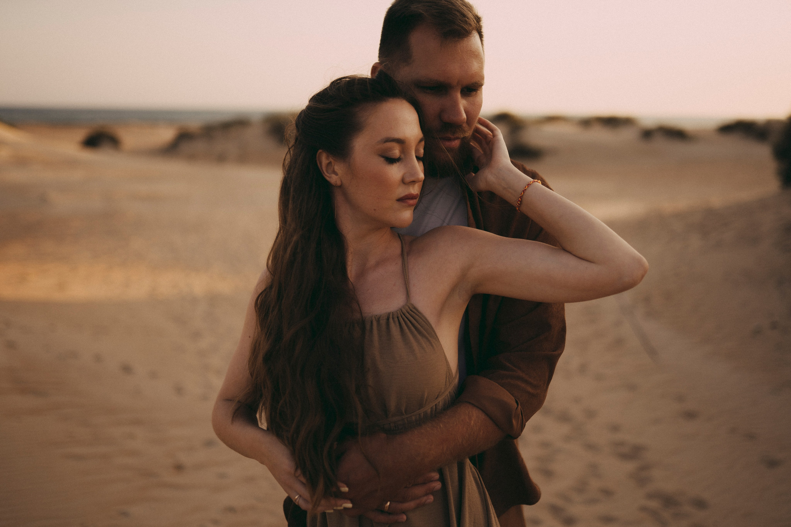 Я буду руками тебя обнявшими. Фотограф Дарья Филатова