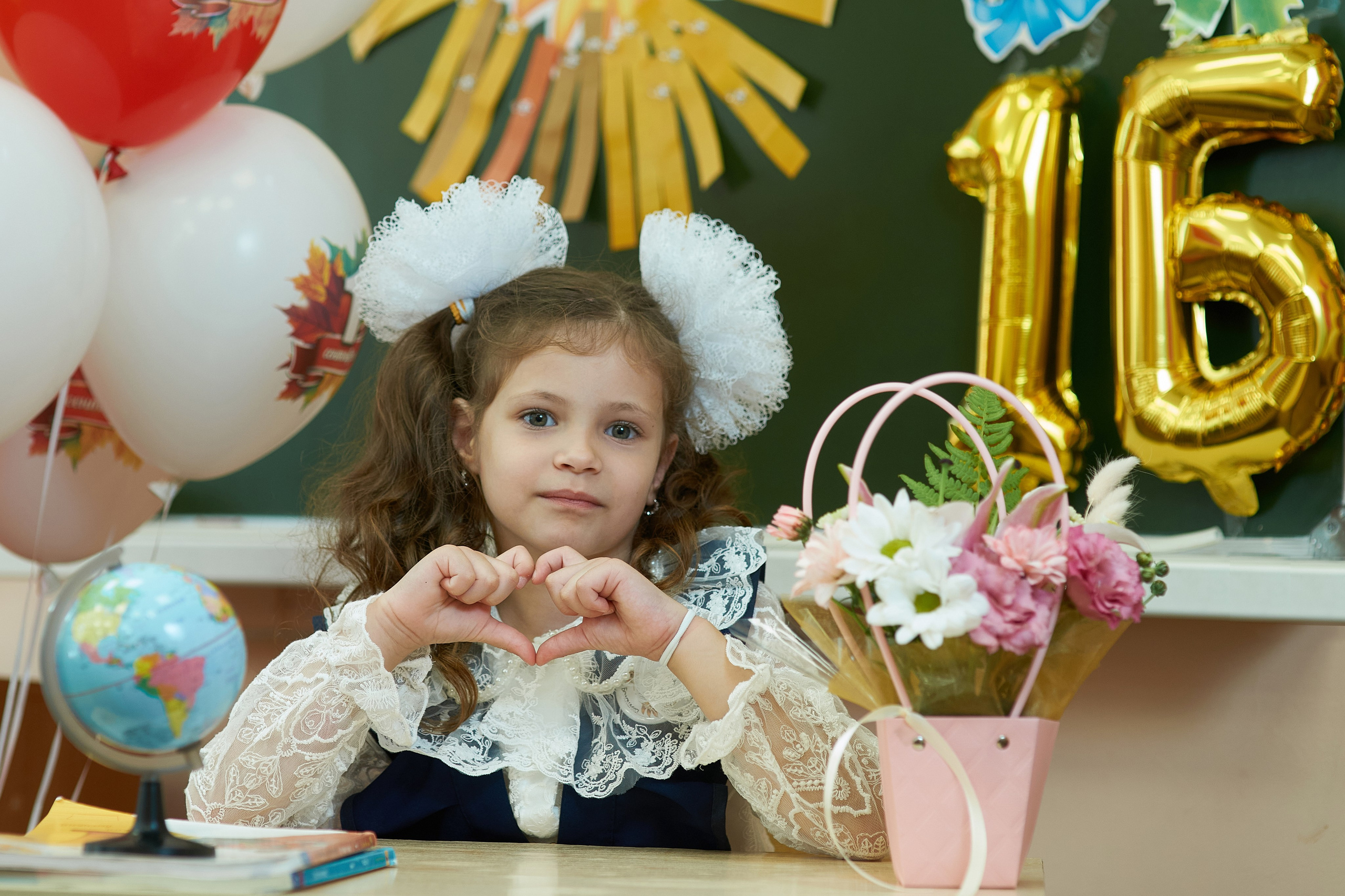 1 класс в День Знаний. Фотограф Владимир Артамонов