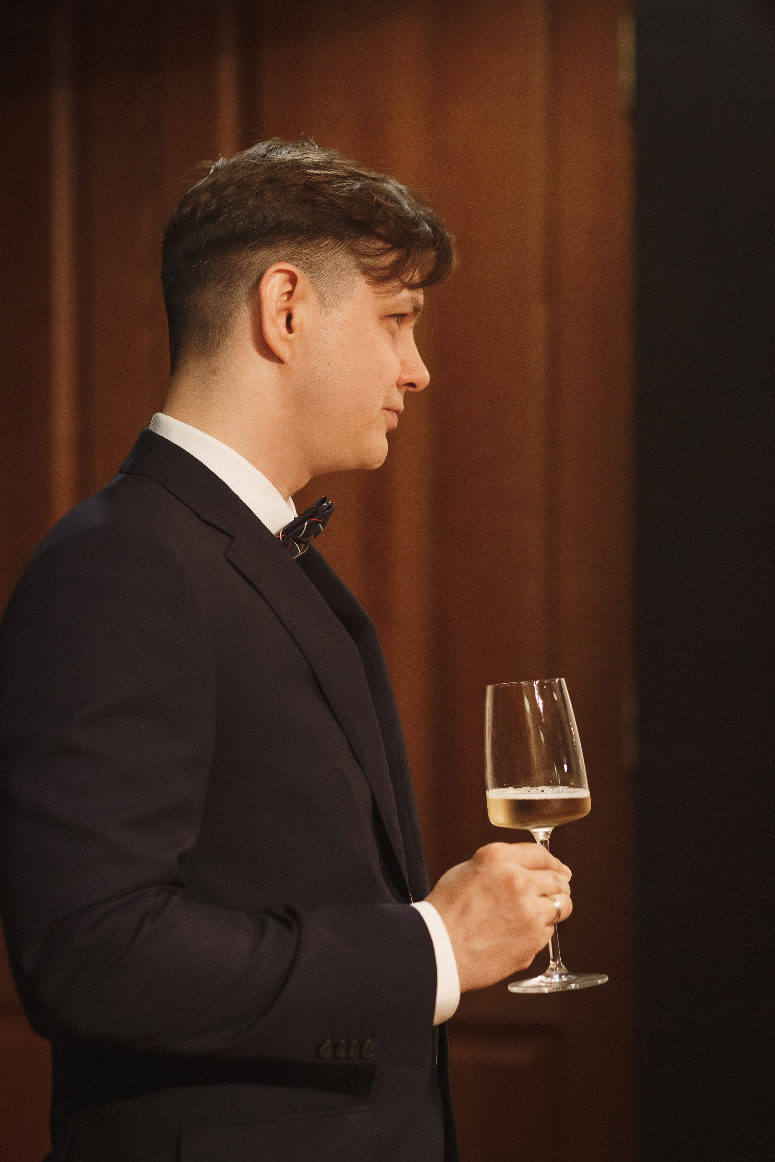 Фото клуба любителей российских вин в ресторане Мадам Ку-Ку, Таганрог. Свадебный и семейный фотограф в Таганроге Бакарюк Антон