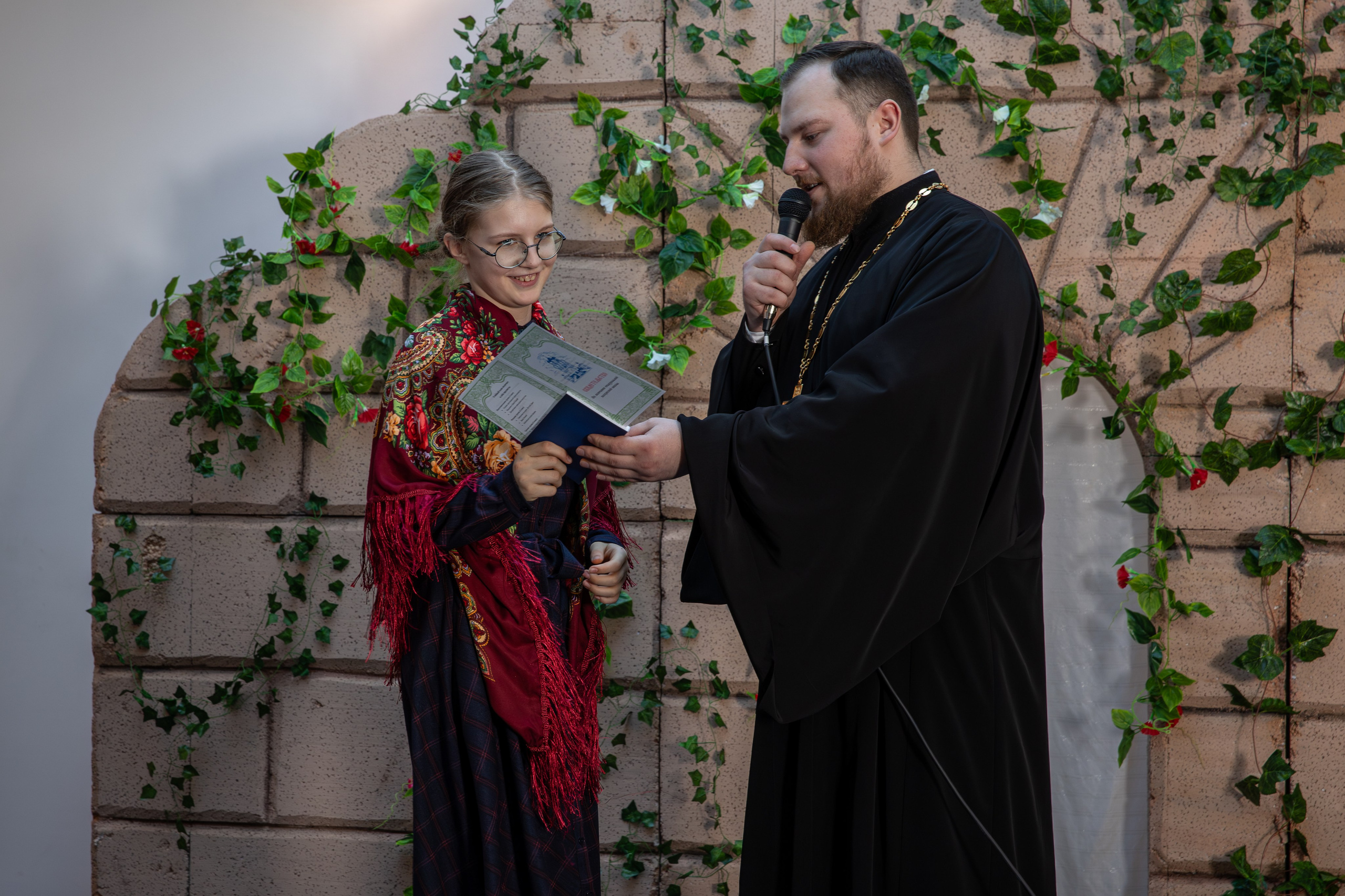 Пасхальный концерт Воскресная школа 2025. Фотограф Таинств Крещение и Венчания г. Магадан Власова Ульяна