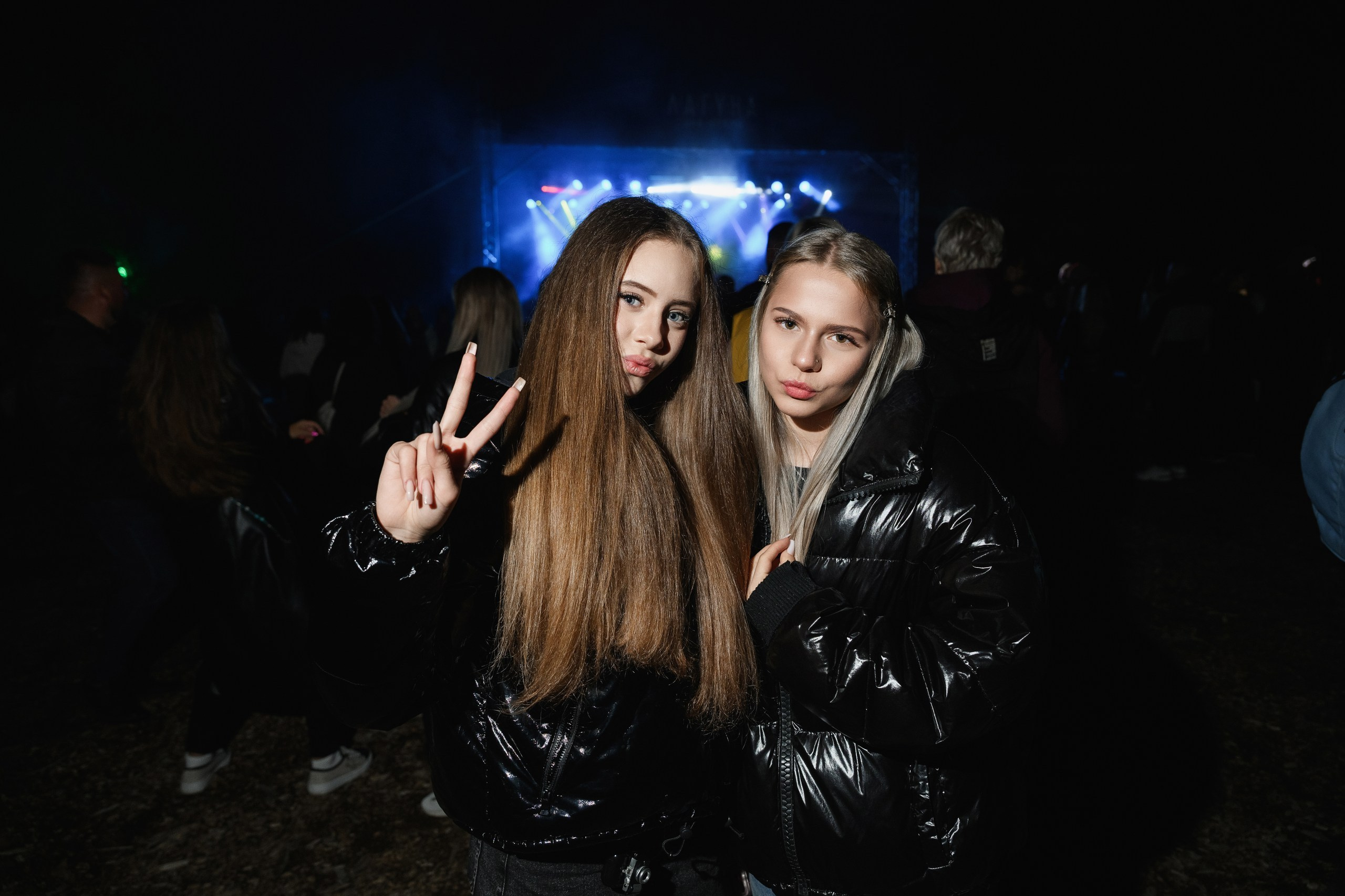 Фотосъемка вечеринки в Петропавловске-Камчатском. Репортажная съемка мероприятий в Петропавловске-Камчатском. Заказ фотосъемки корпоративной вечеринки в Петропавловске-Камчатском. Профессиональные фотографии с праздников в Петропавловске-Камчатском. Стоимость услуг фотографа на мероприятие в Петропавловске-Камчатском.