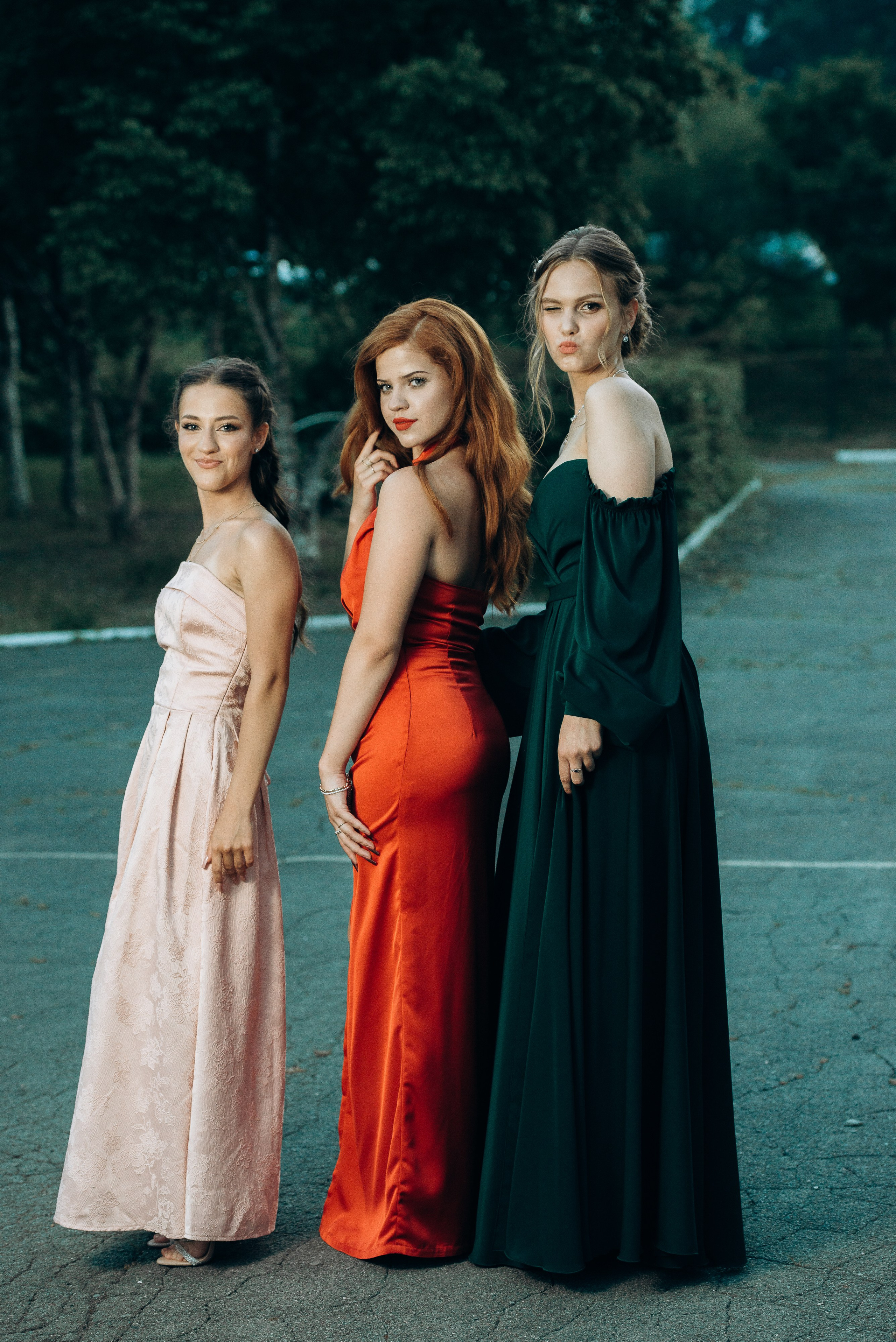 Выпускные школа. Фотограф Мария Каюрова