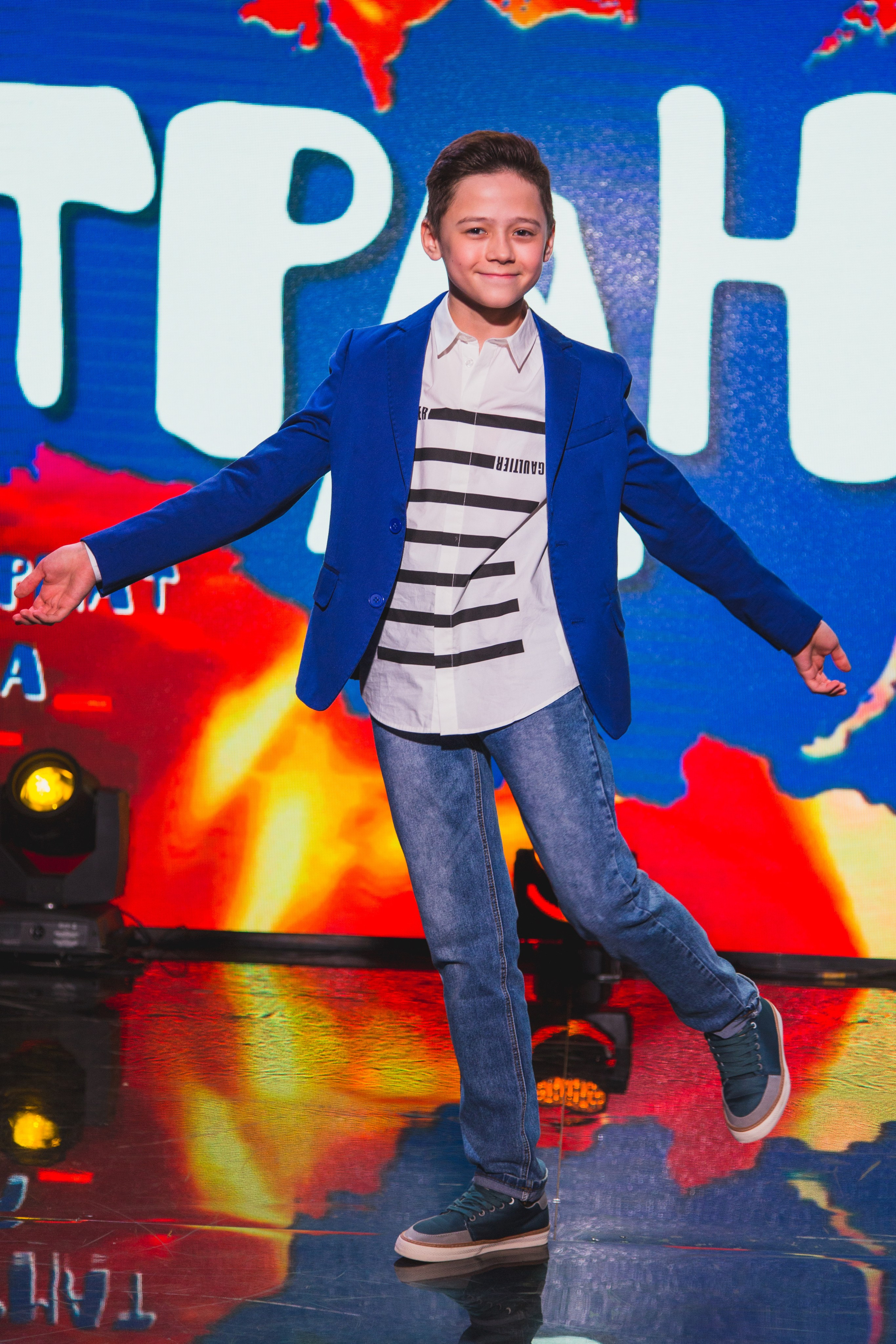 О2ТВ группа СТРАНА. Видеооператор/Фотограф Николай Завьялов