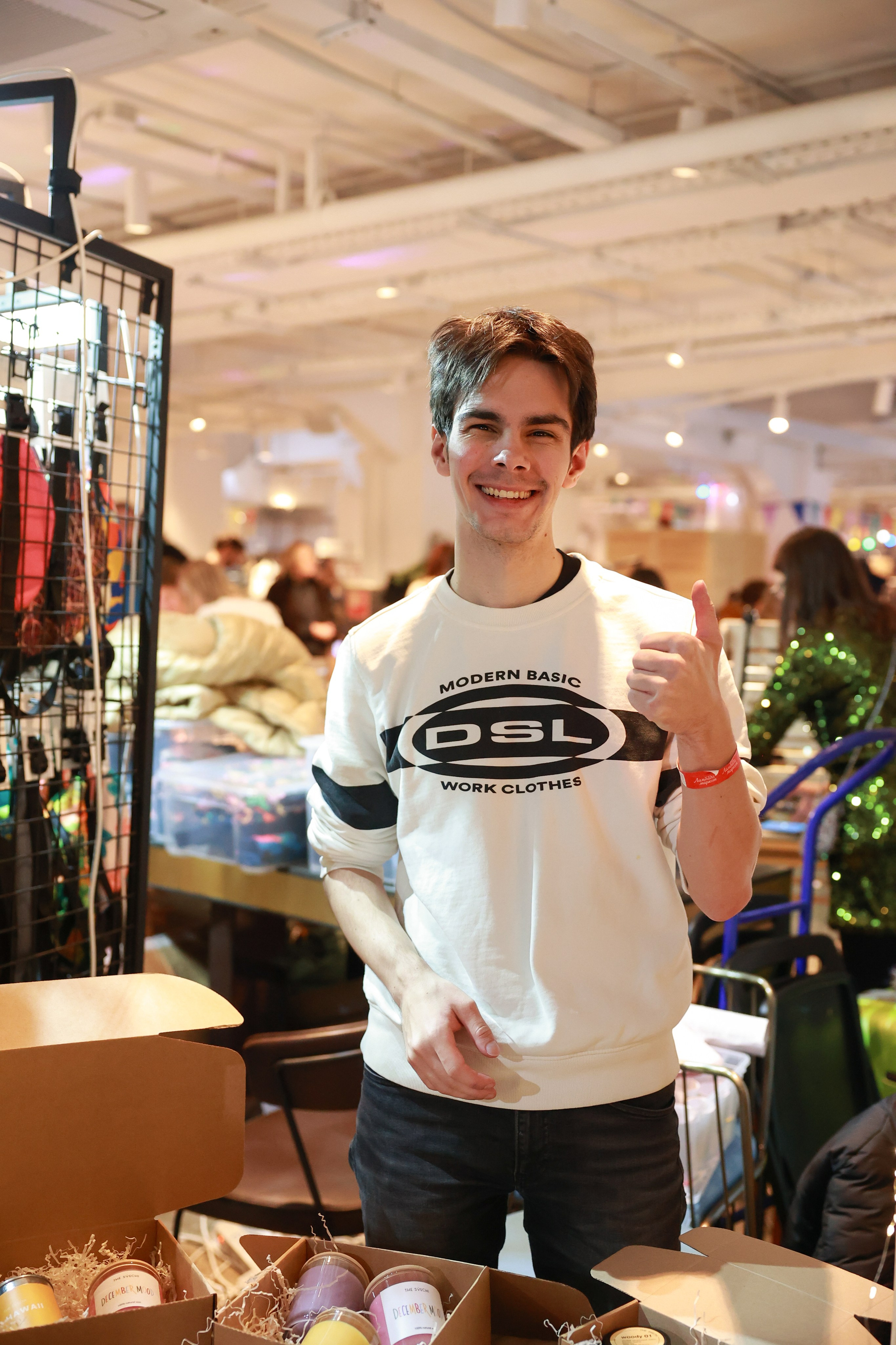 23–24 декабря 2023 в «Три вокзала. Депо» / День 1. Фотоотчеты «Ламбада-маркета»