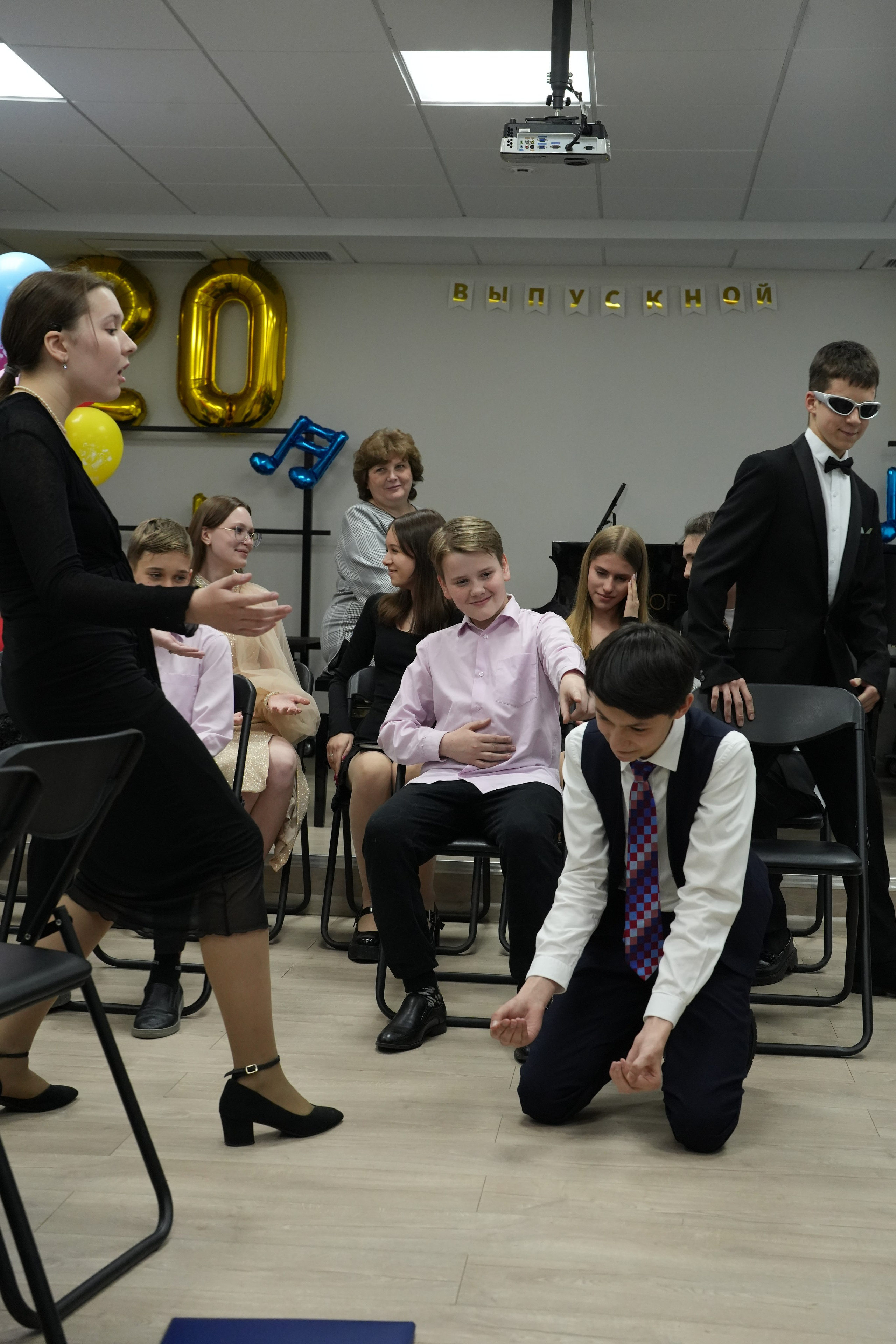 Выпускной в музыкально-хоровой школе г. Москвы № 106. Семейный и детский фотограф в Москве Оксана Чибизова