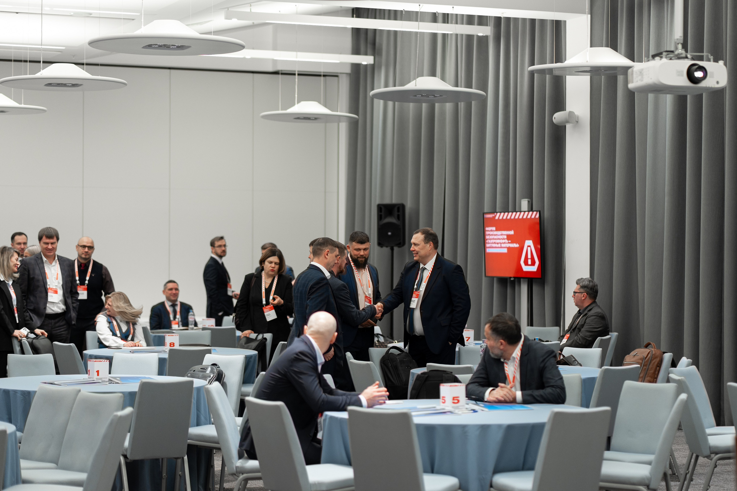 «ГАЗПРОМНЕФТЬ — БИТУМНЫЕ МАТЕРИАЛЫ» ФОРУМ ПРОИЗВОДСТВЕННОЙ БЕЗОПАСНОСТИ. Свадебный и семейный фотограф в Санкт-Петербурге Дмитрий Панин