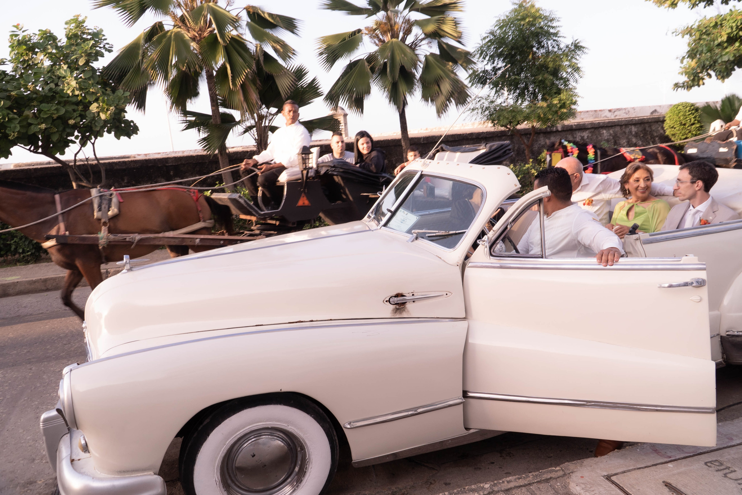 Catalina and Romain. Wedding Photographer in Barcelona and Medellin