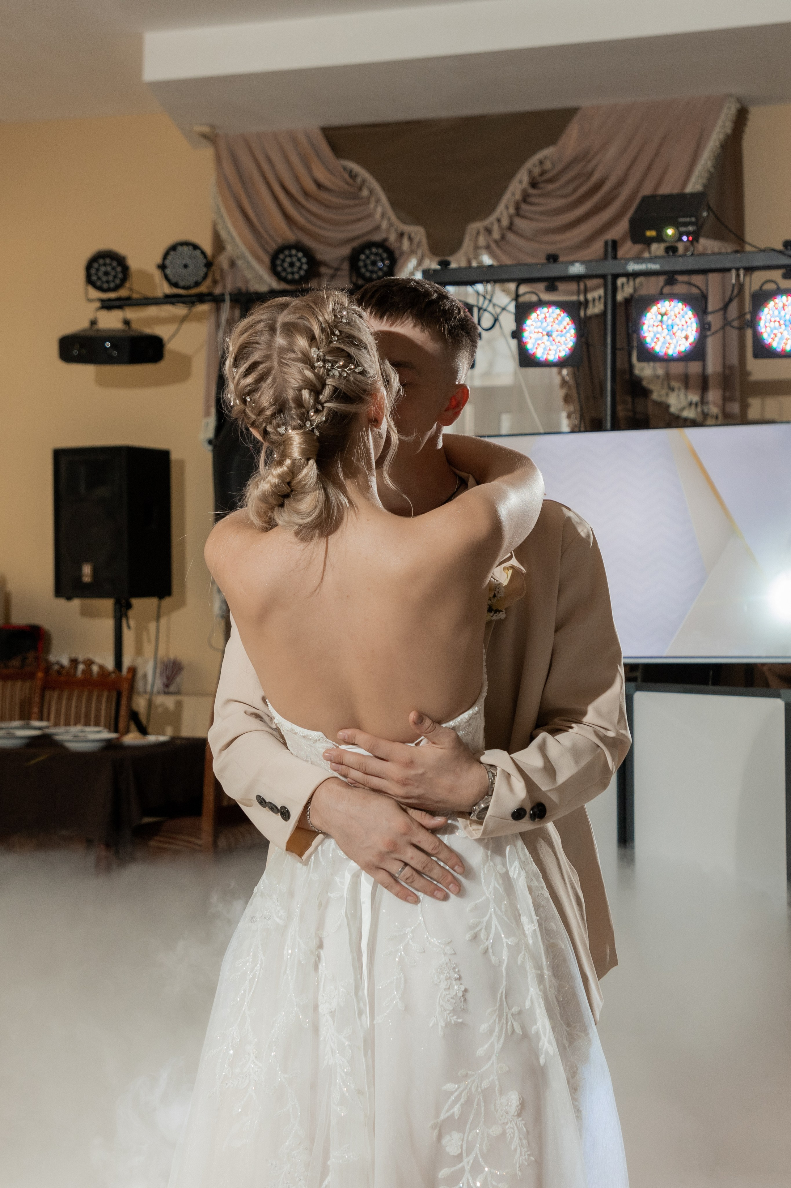 Роман и Александра (банкет). Свадебный фотограф Ангелина Сунгатулина | Саратов | Балаково | Вольск