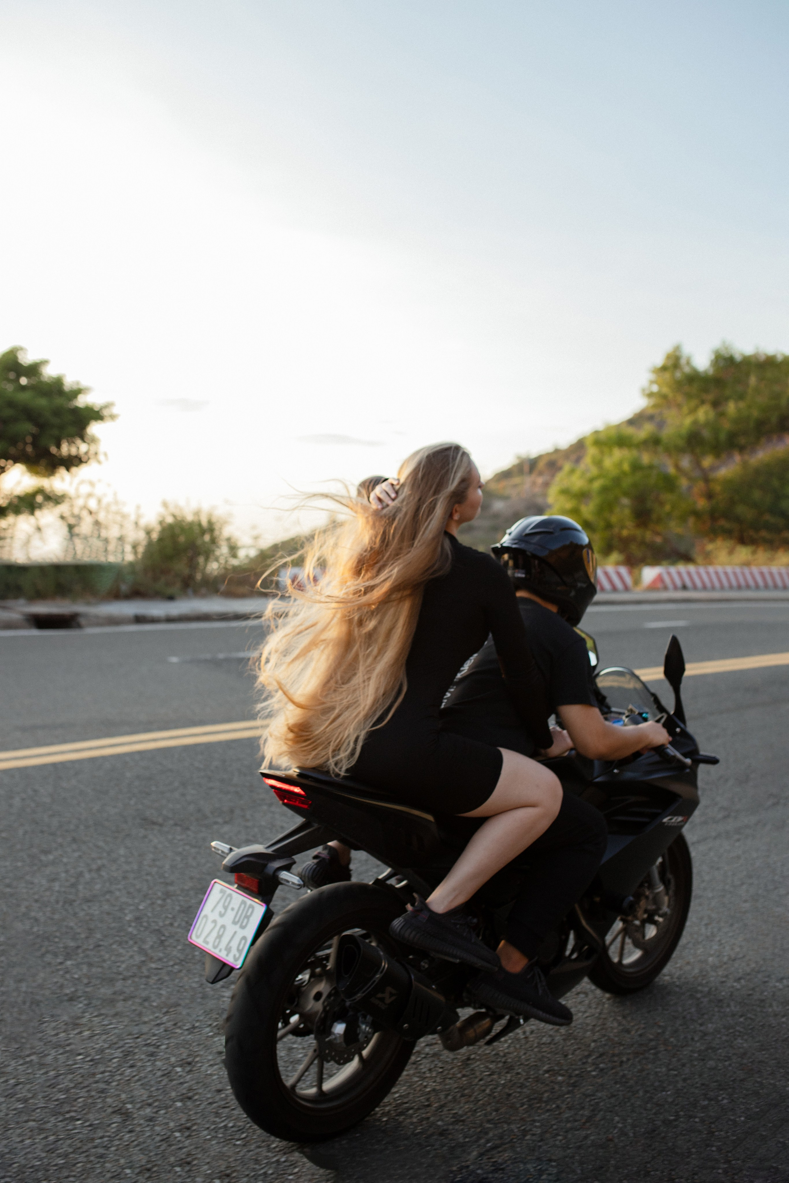 Рассветная прогулка на байках Кон и Ирина.Нячанг. Главная