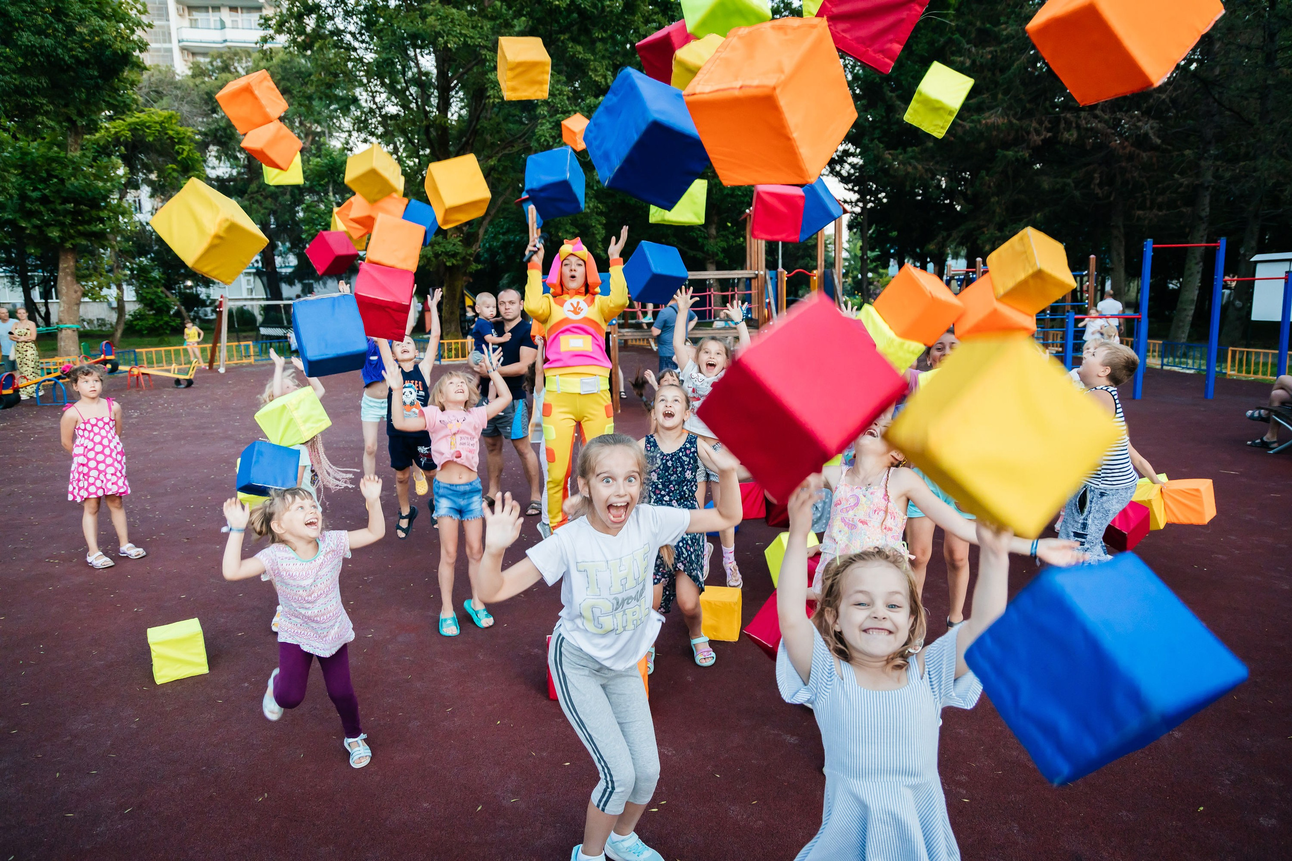 Репортажная фотосъемка детских музыкально-танцевальных фестивалей. Репортажный фотограф | Роза Хутор Красная Поляна Сочи Сириус