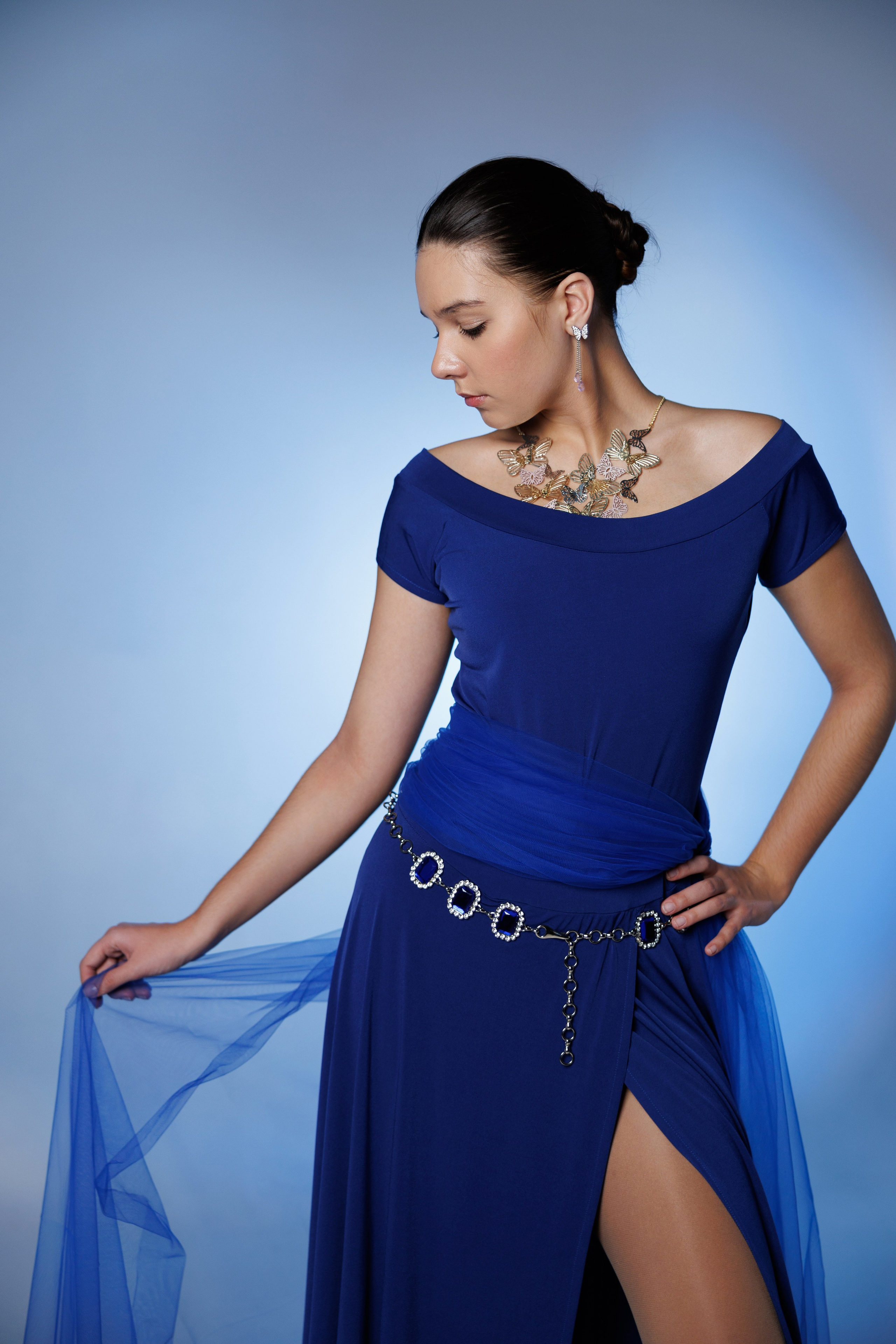 Фотосессия с цветным светом. Лиза. Фотограф в Воронеже Галина Фурсова