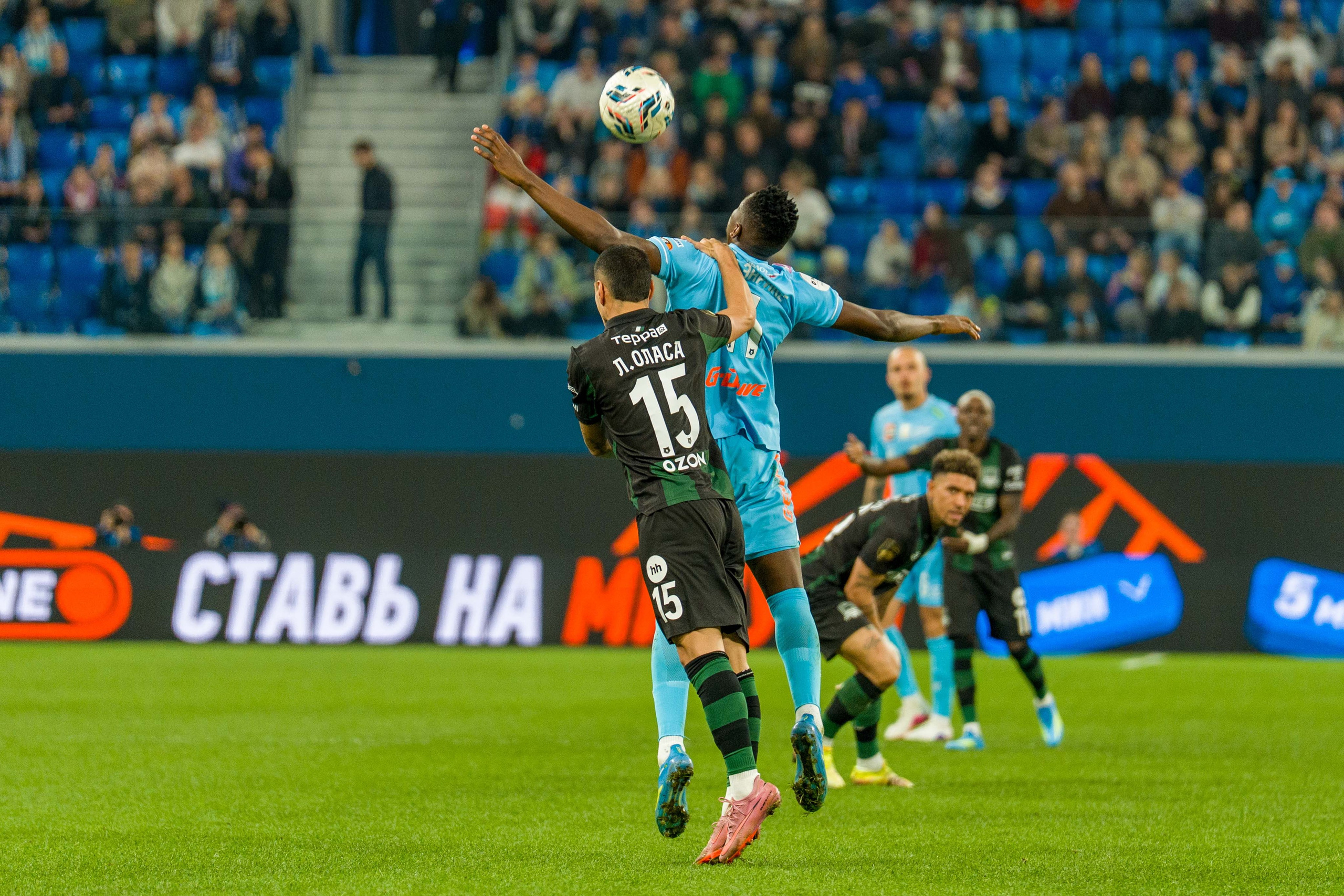 Зенит — Краснодар 1:1: фотогалерея матча 24-го тура РПЛ на Газпром Арене | Антон Гауф. Спортивный фотограф в Санкт-Петербурге | Антон Гауф