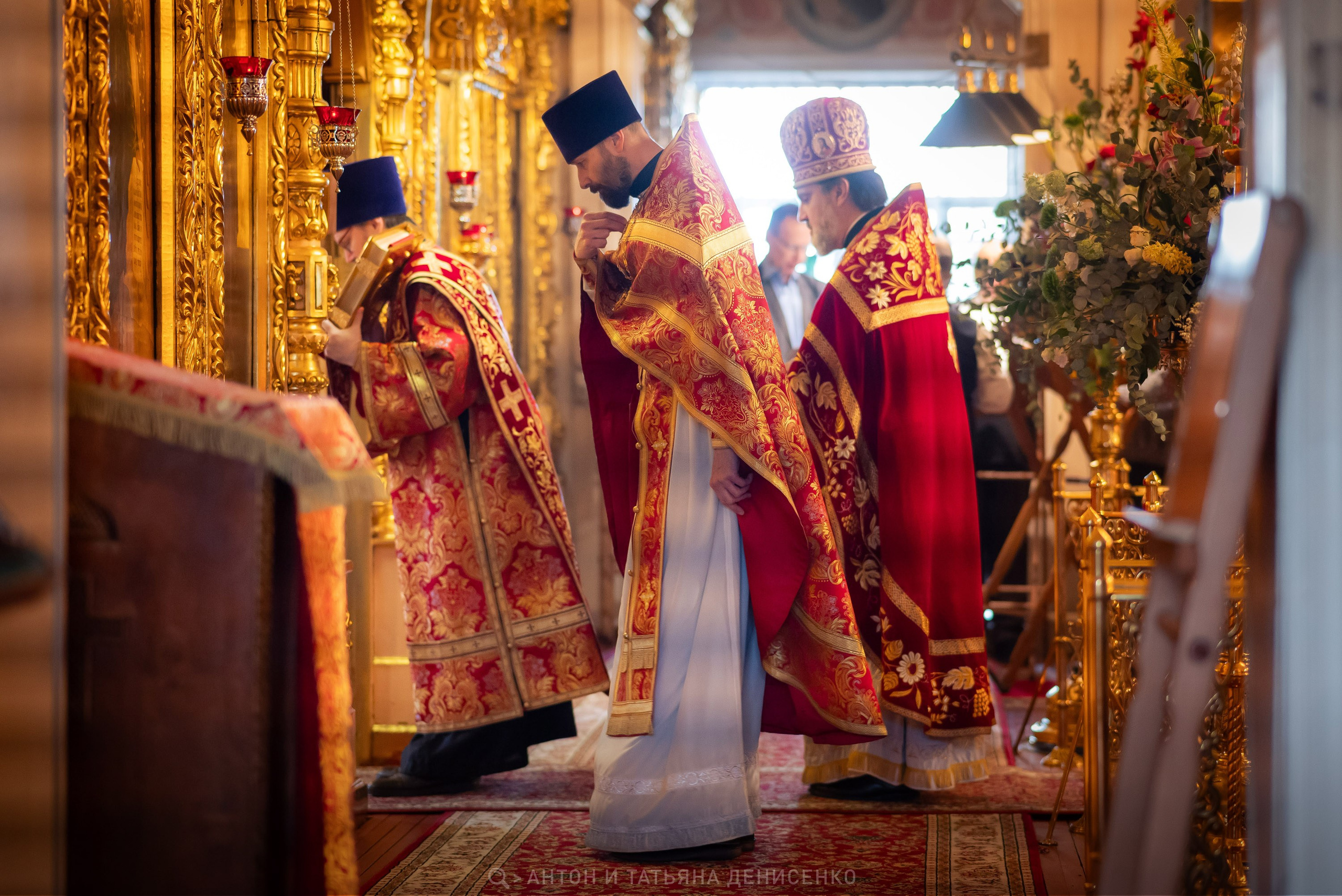 Храм Преображения Господня в Богородском. Антипасха. Антон и Татьяна Денисенко — В храме