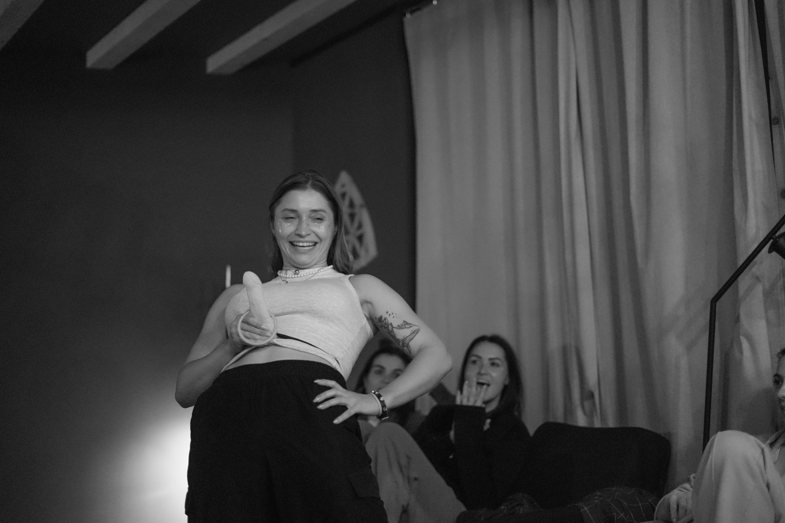 Stasy’s bachelorette party. Wedding Photographer in Barcelona and Medellin