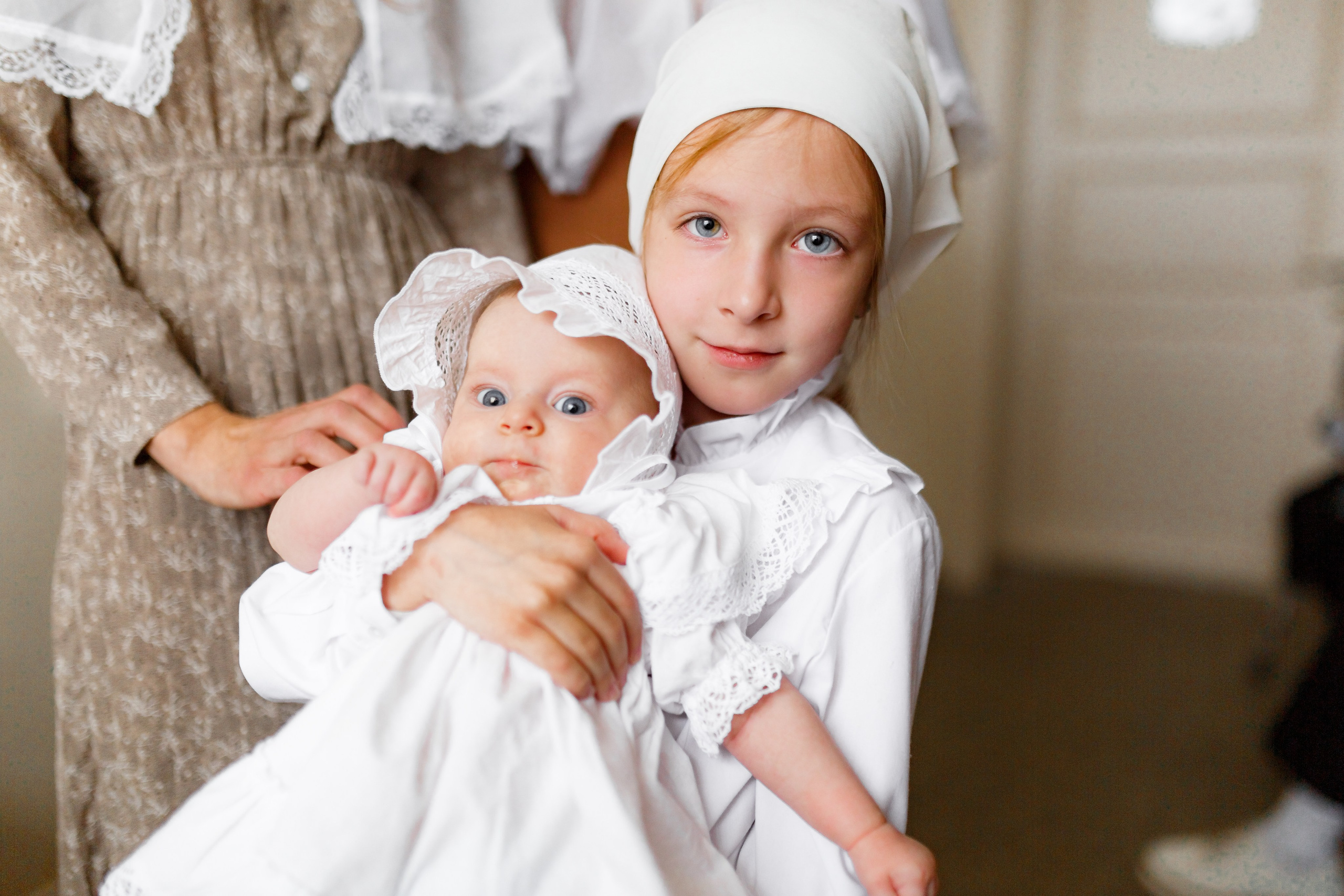 Крещение в храме города Верхняя Пышма. Семейный фотограф в Екатеринбурге