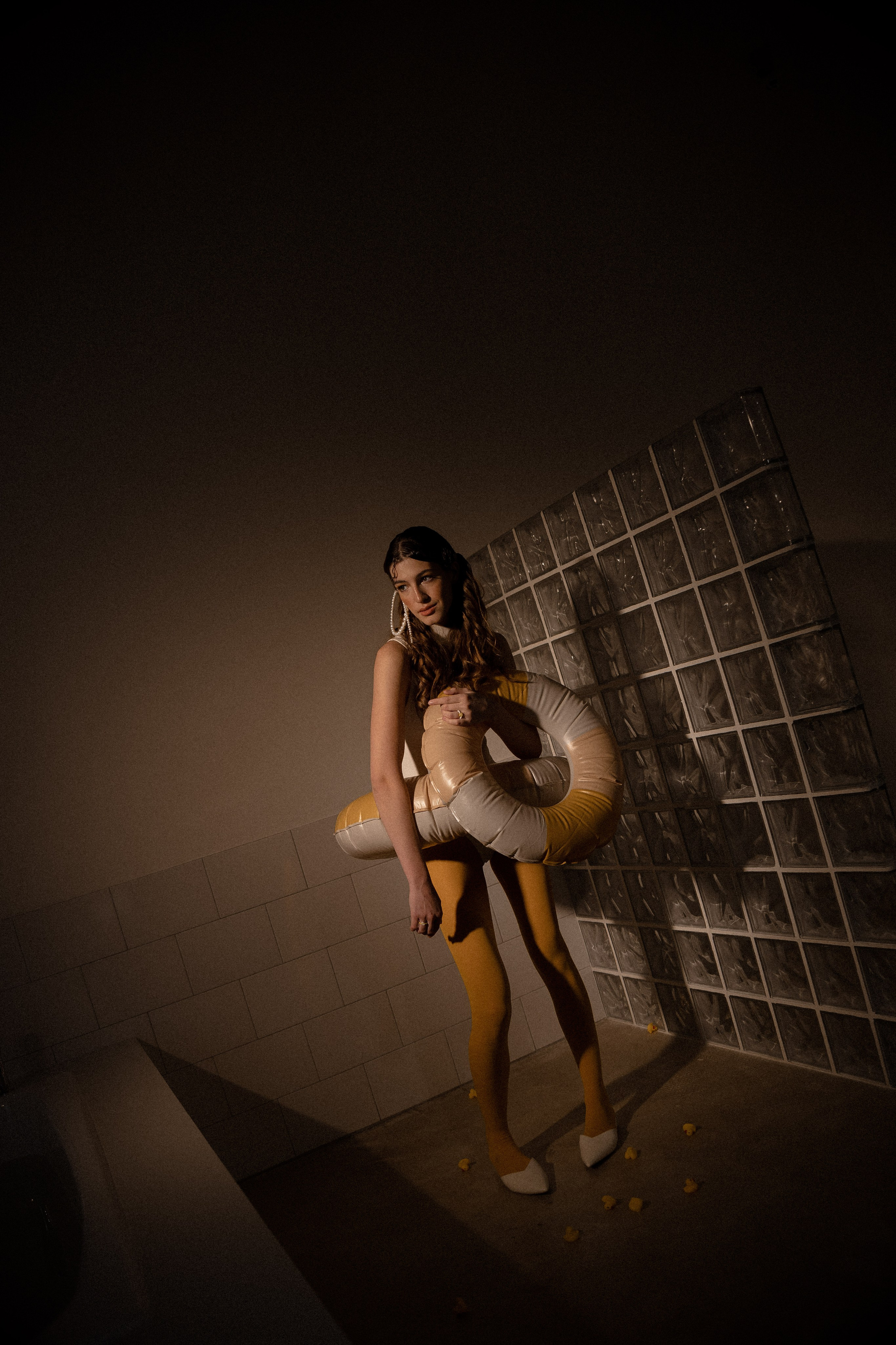 YELLOW. Кто мы?