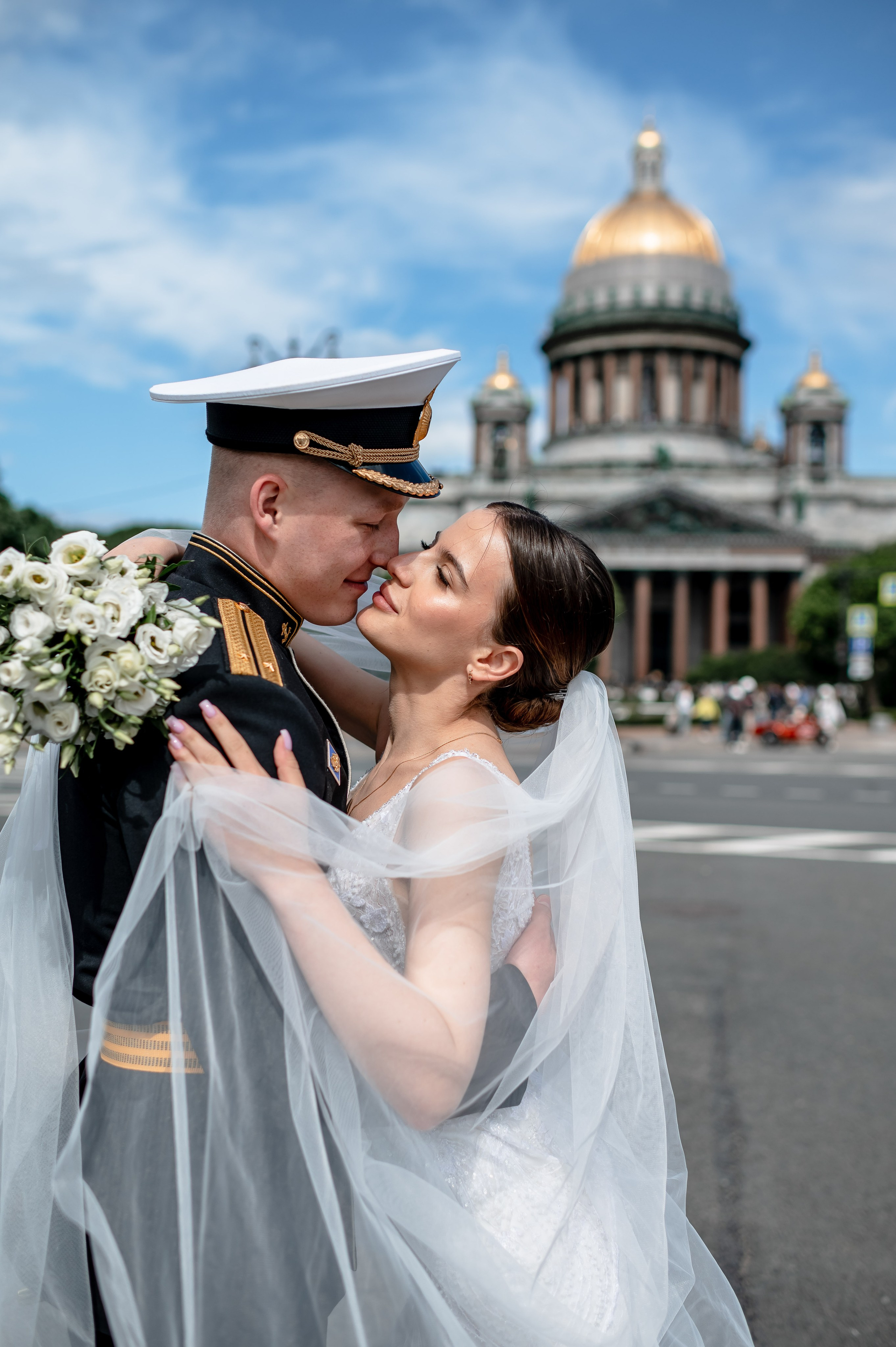 Елизавета и Максим (фотосессия у Дворца Штиглица, набережная Мойки и у Законодательного собрания). Портретный, семейный и свадебный фотограф в Санкт-Петербурге и в Пушкине Ширяев Денис