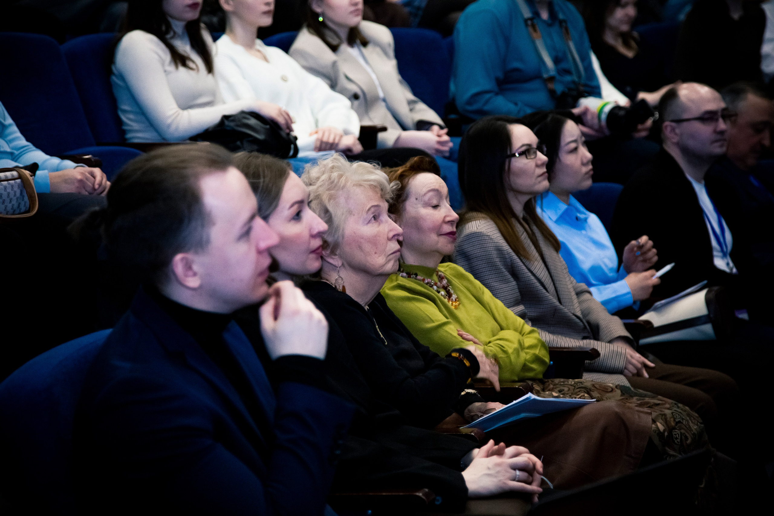 «Человек и цифровое пространство». Репортажный и портретный фотограф Казань / Горячих Полина