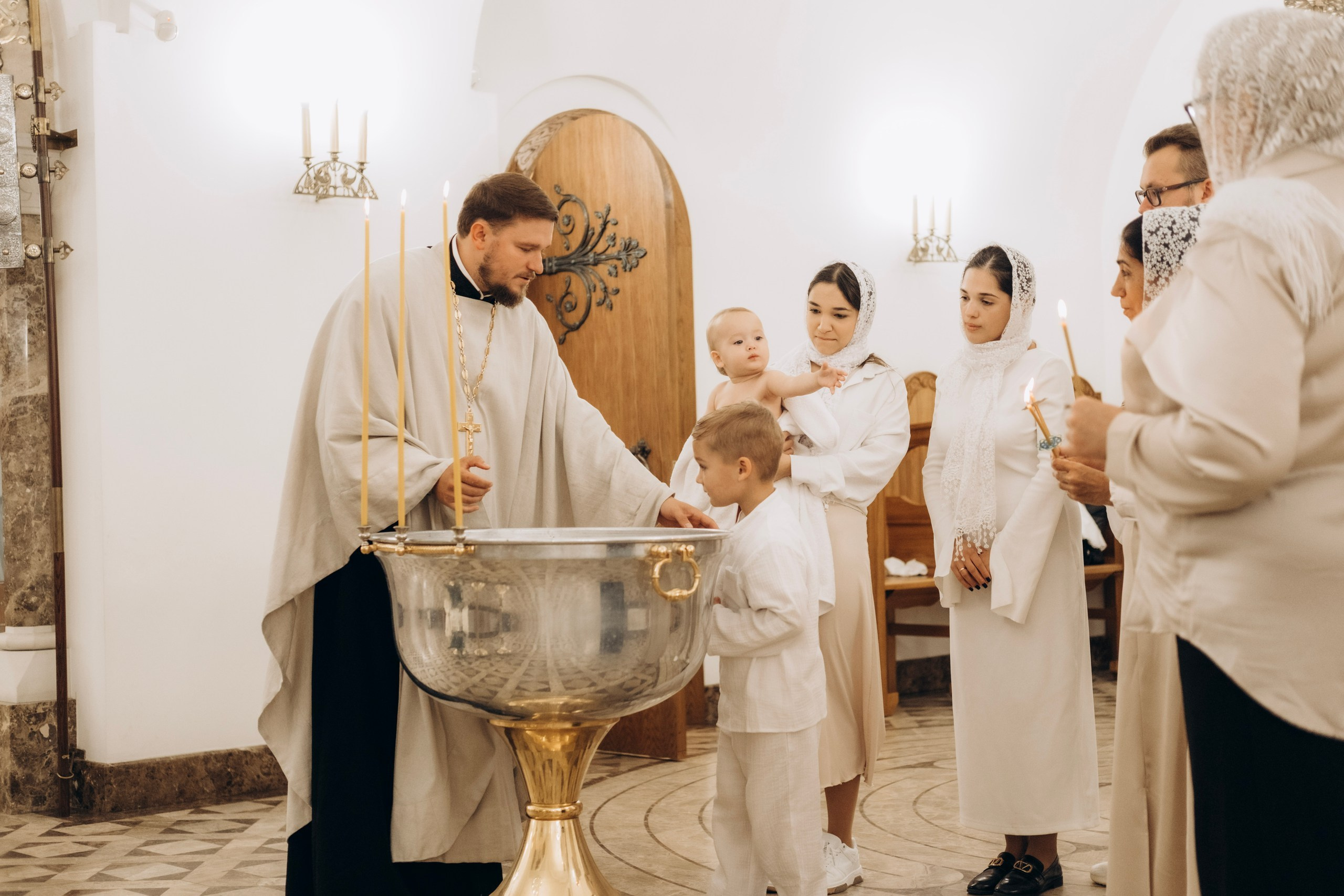 Крещение Дмитрия и Тихона. Главная