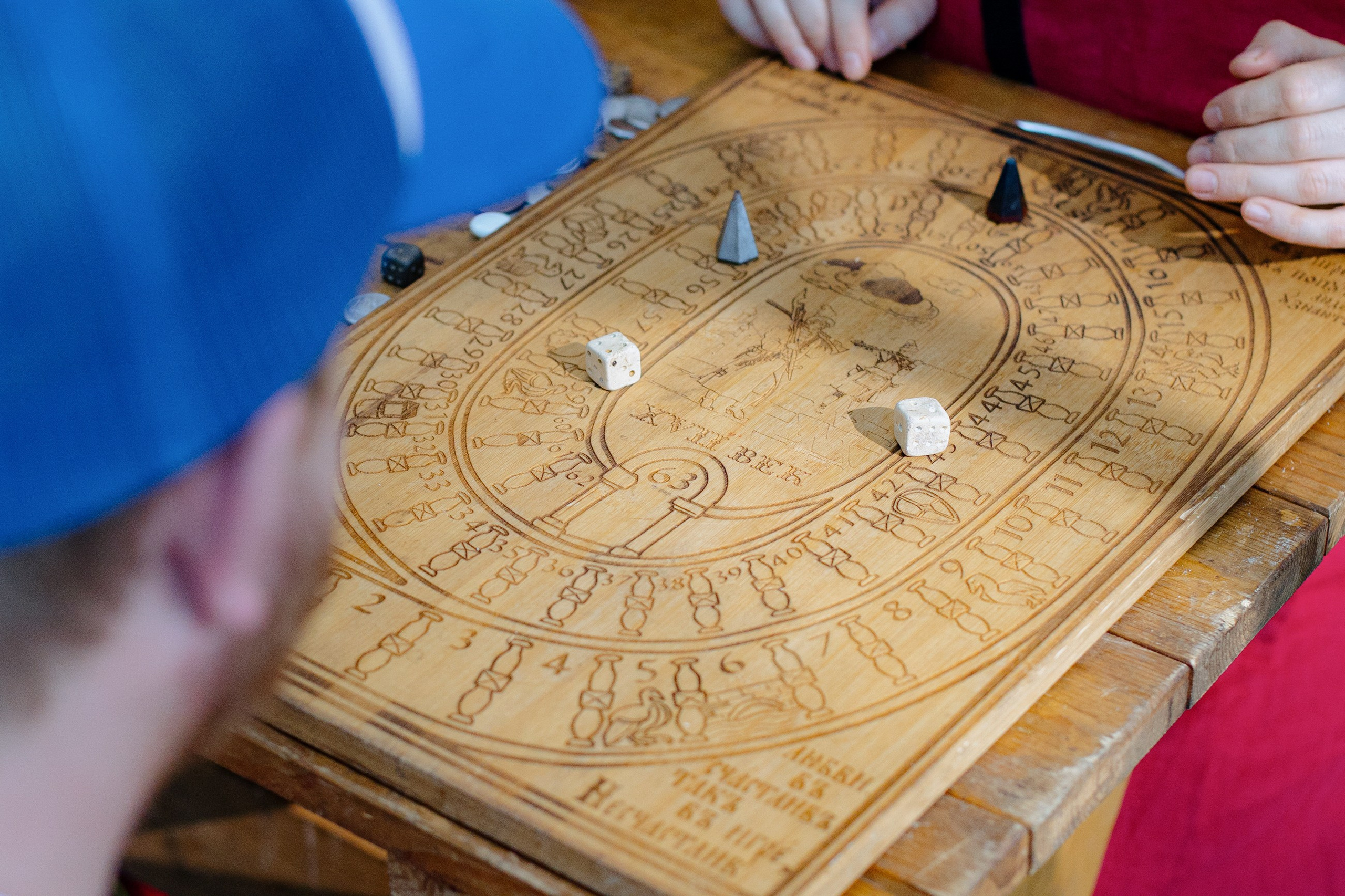 ART DENT корпоратив русский стиль. LEVORIGINAL