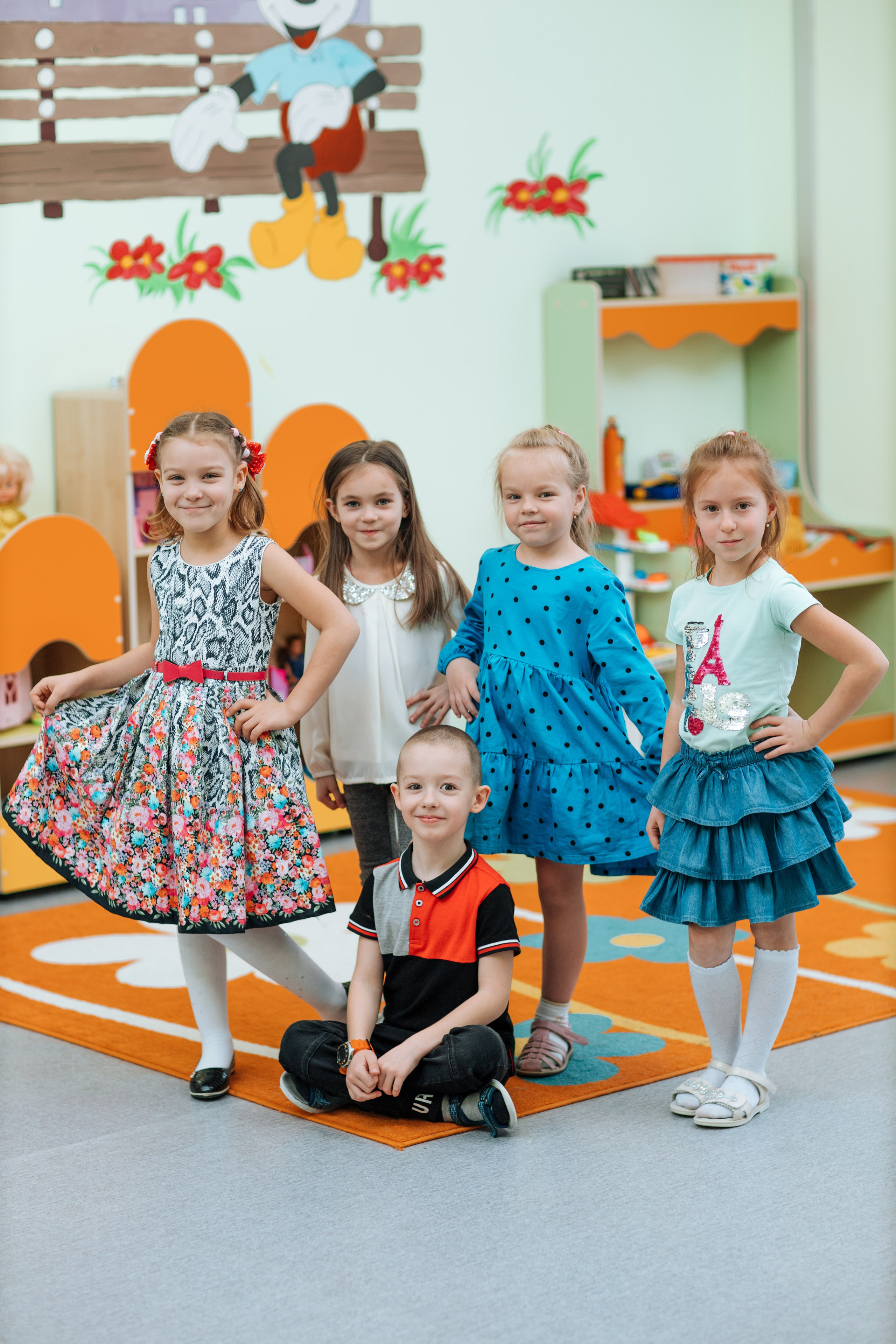 Детские сады. Выпускные школьные фото­альбомы для школ и детских садов в Волгограде и Волжском