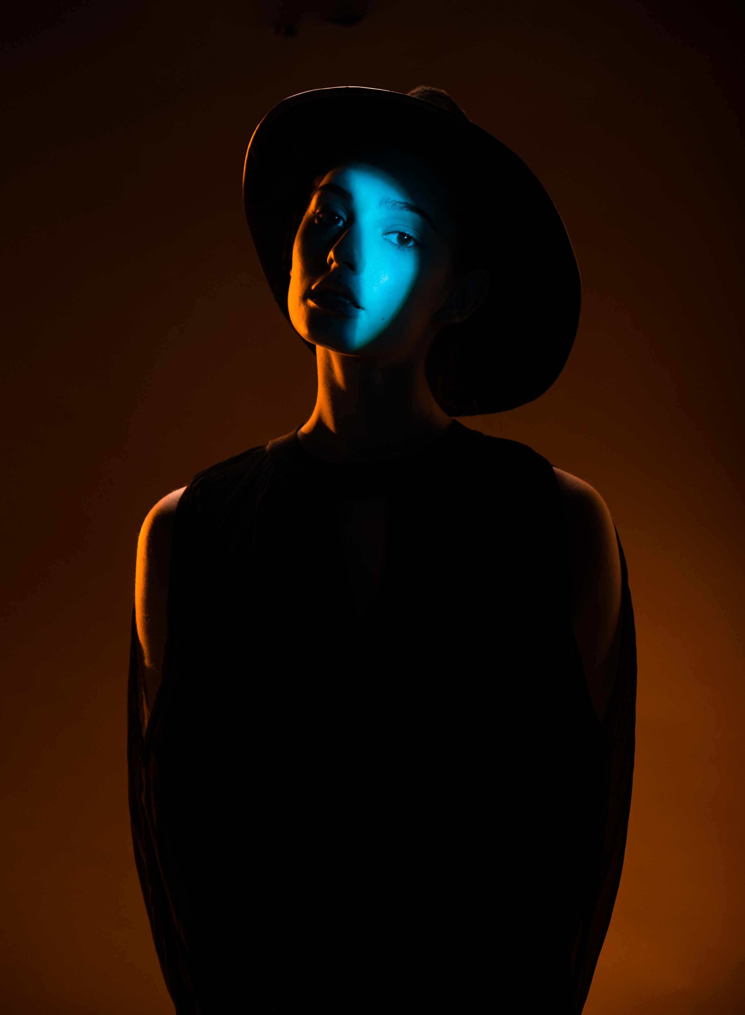 Контакты. Фотограф в Краснодаре Семен Евлантьев