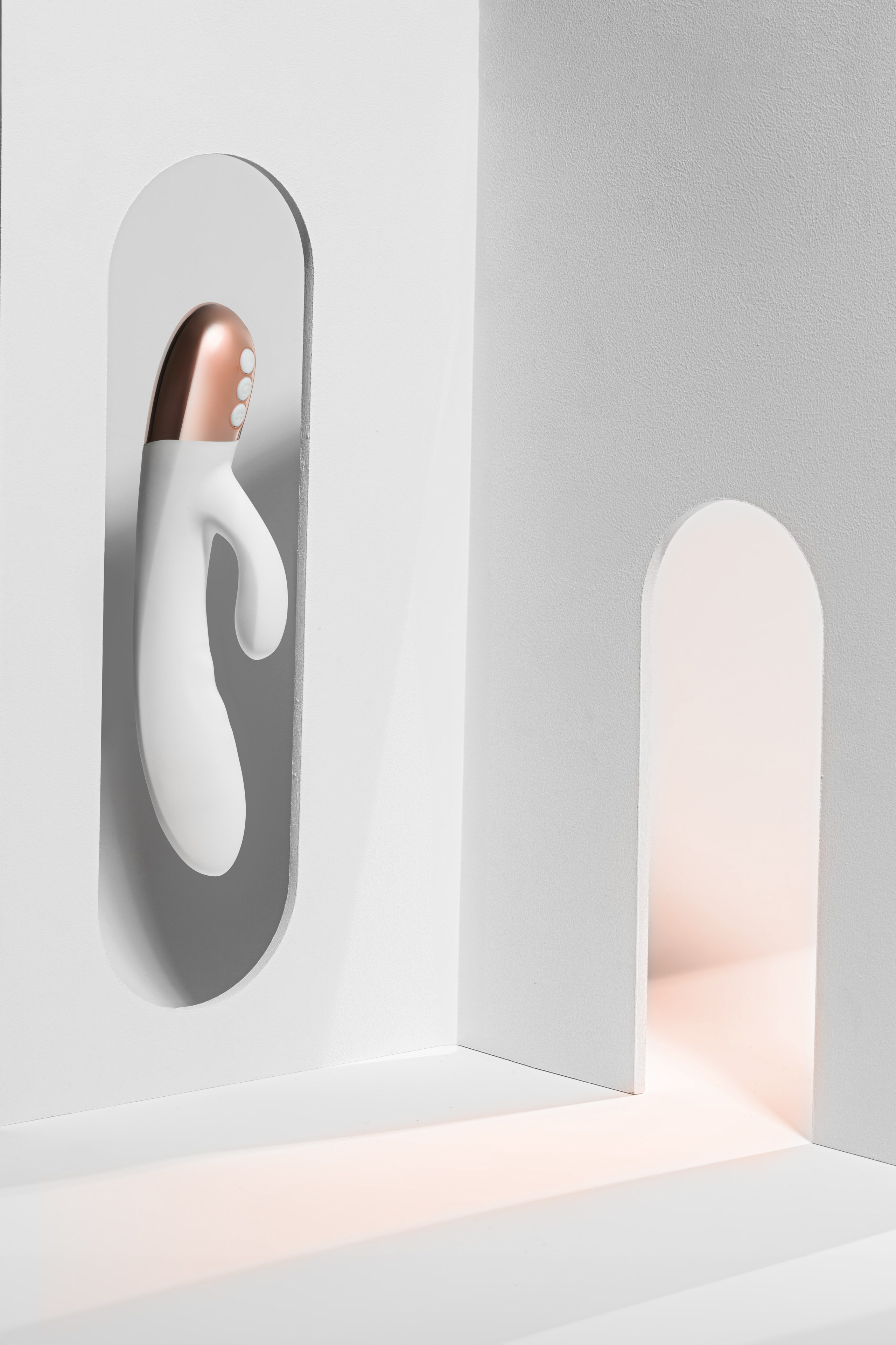 Ретушь фотографий косметических аппаратов | Студия SVITHART