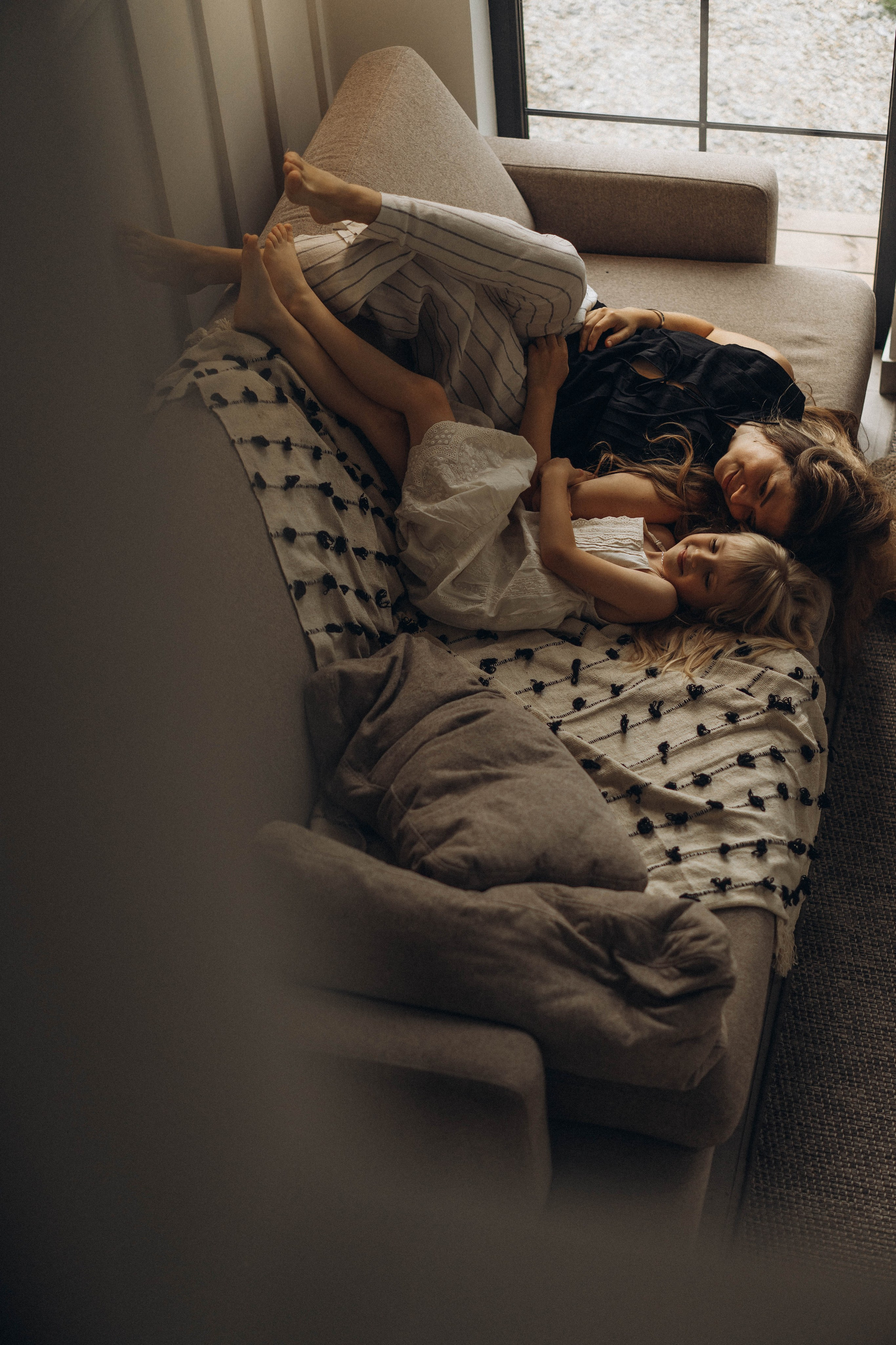 Фотосессия домашняя мама и дочка. Фотограф Екатеринбург Кокшарова Александра