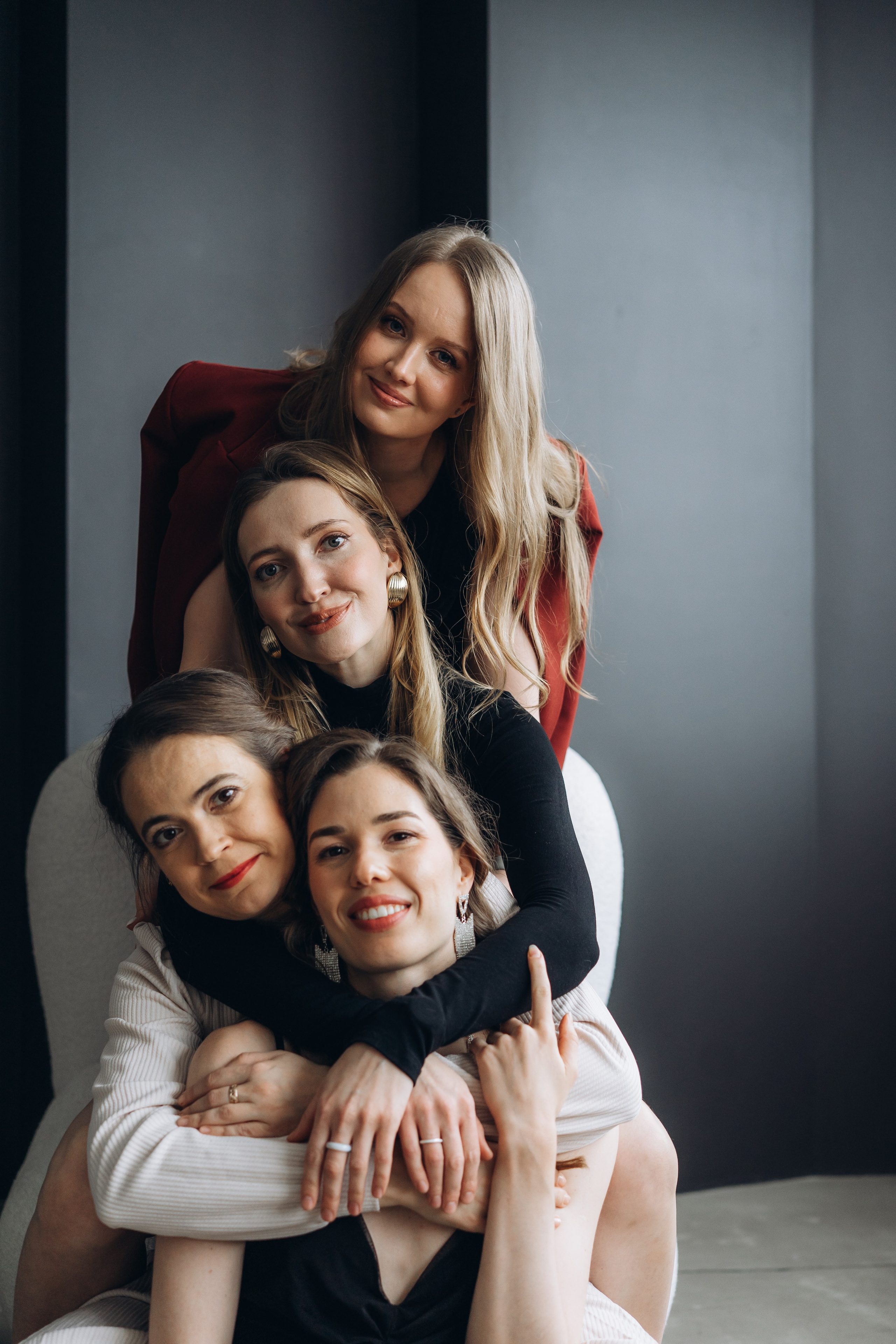 Портретная групповая съемка 2 часа/2 зала. Фотограф Екатеринбург Кокшарова Александра